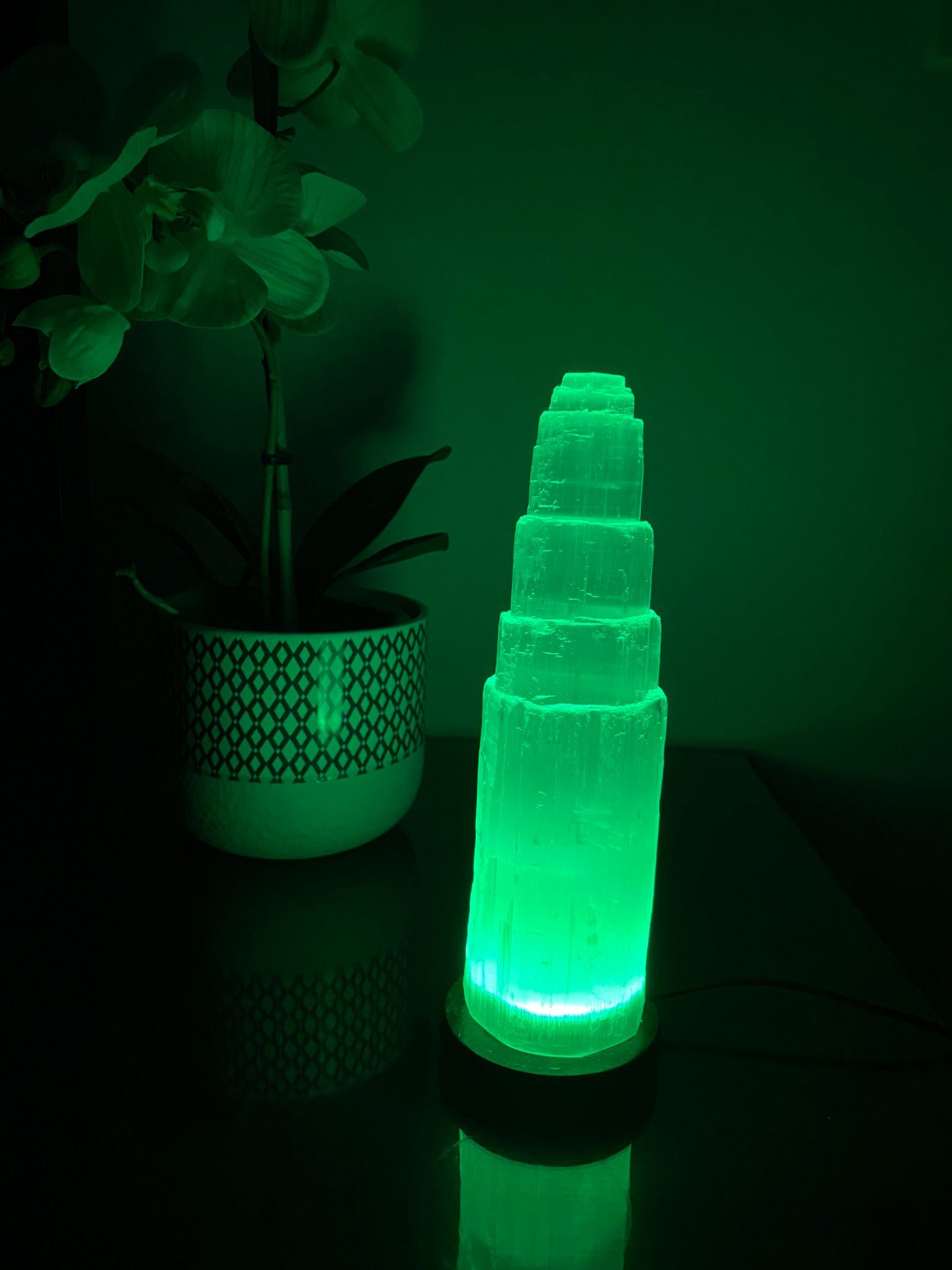 Tischlampe Farbwechsel Lampe Nachttischlampe Heimtex LED tischleuchte Selenite Kristall Turm lampe