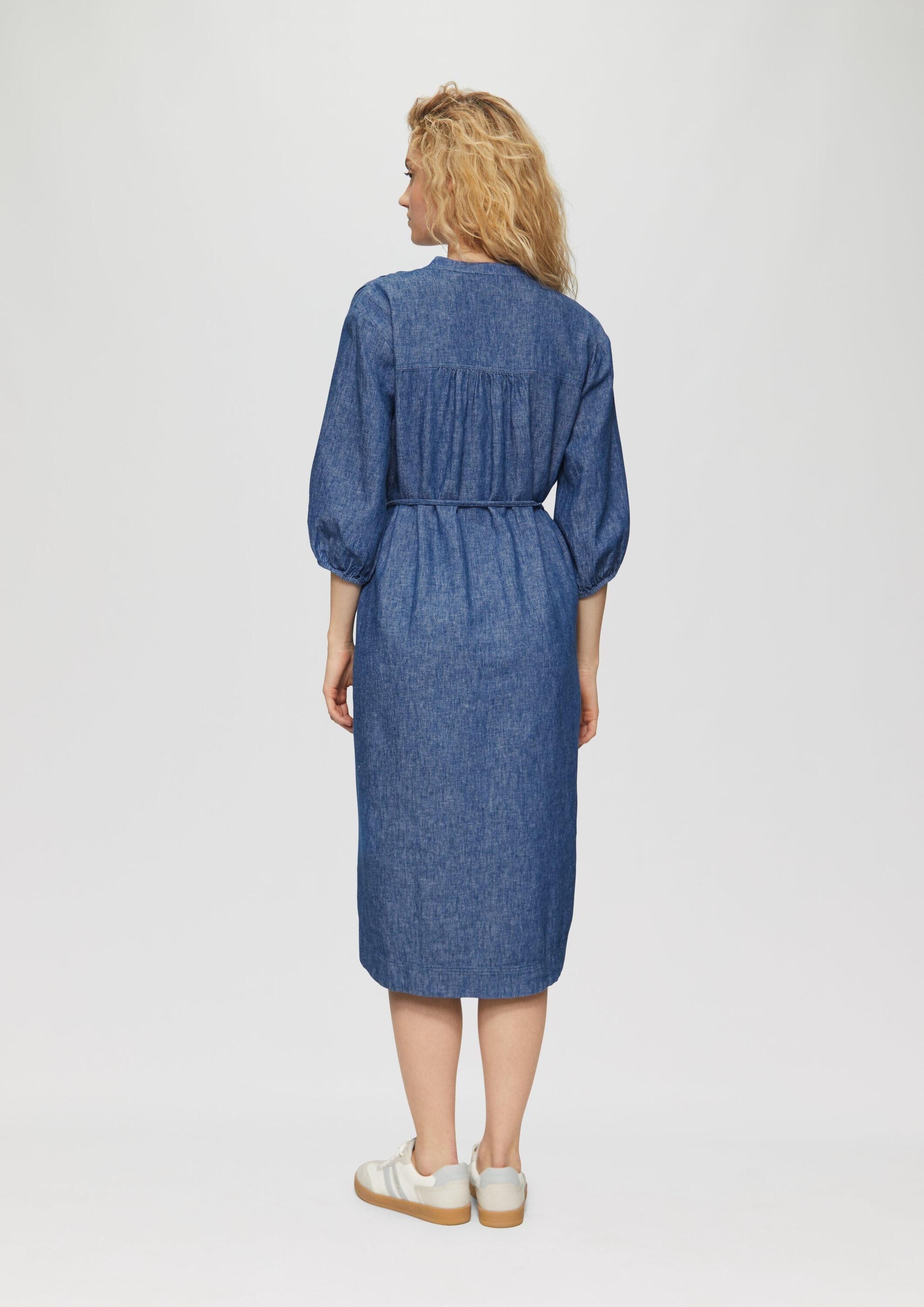 s.Oliver Midikleid Kleid Relaxed-Fit-Midikleid mit Eingrifftaschen und Raff-Details