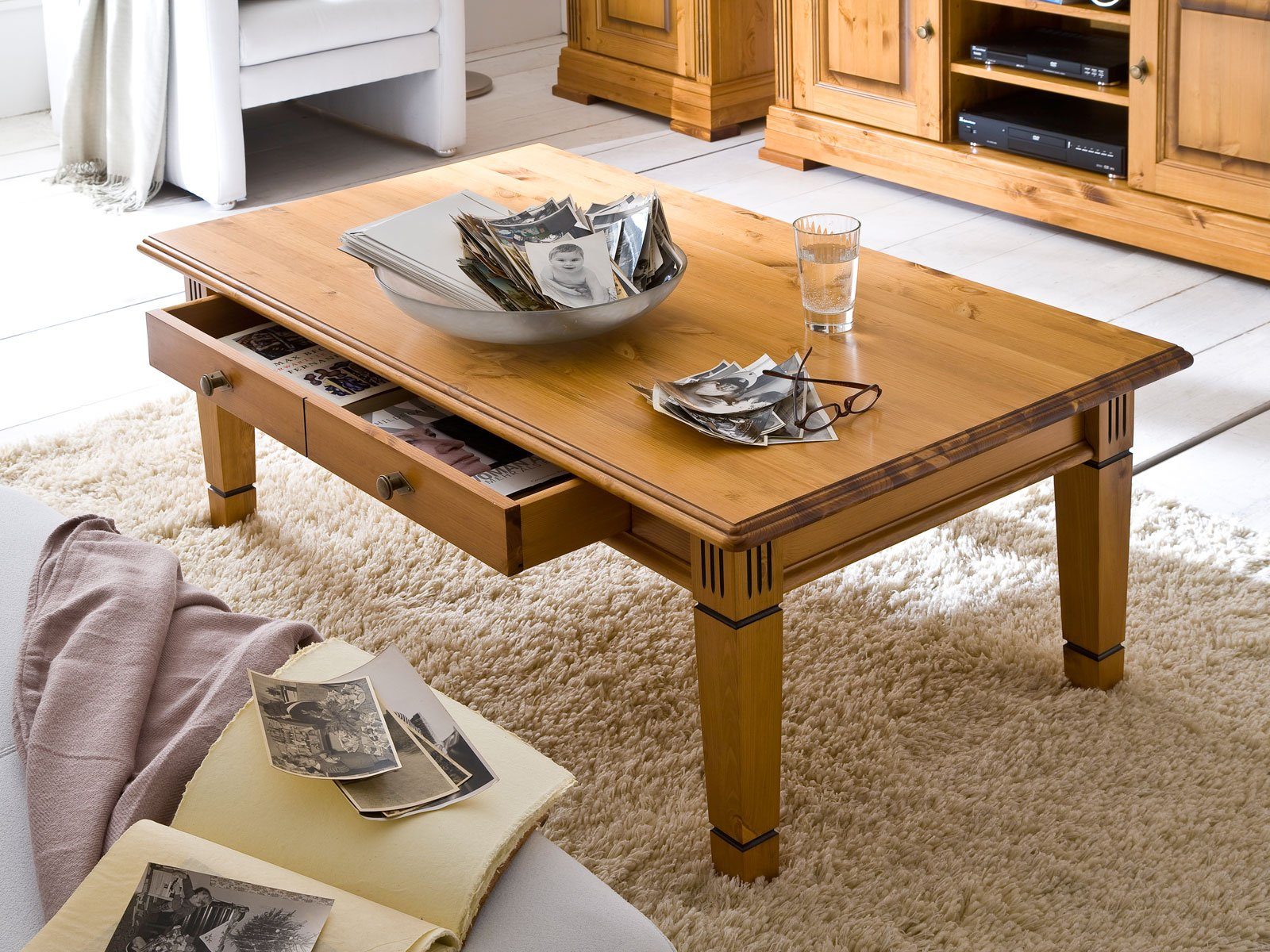 Wohnzimmer Tisch Couchtisch Florenz Casamia Couchtisch 130x75cm massiv Nordica Pinie