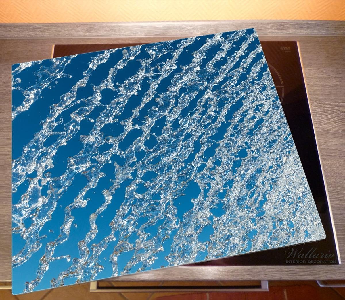 inkl. Herd-Abdeckplatte Wasser blauem Wallario ESG-Sicherheitsglas, Größen vor Himmel, tlg., Noppen), 5mm (Glasplatte, Spritzendes 1 verschiedene