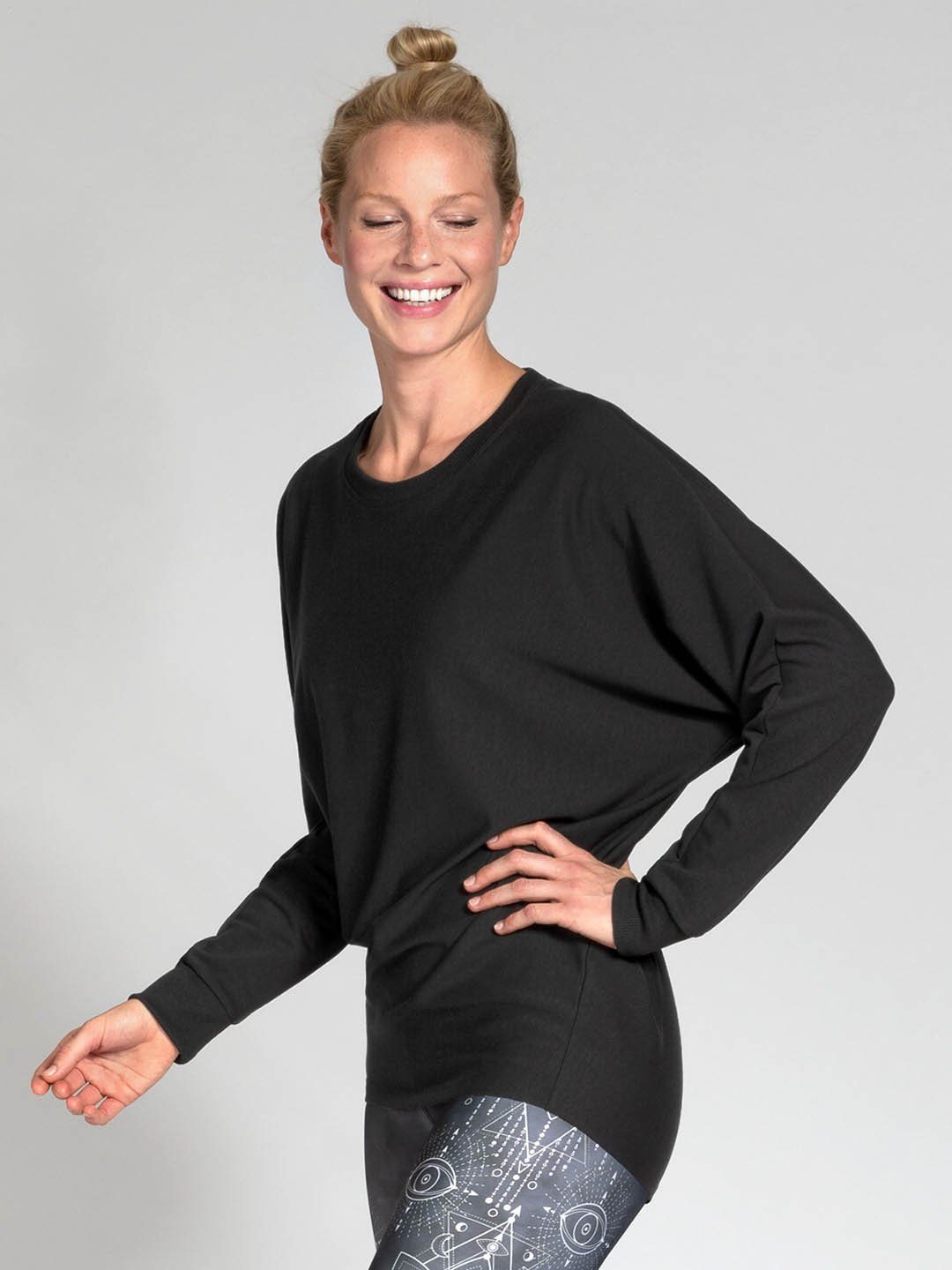 Magadi Yoga & Relax Shirt Anna aus weichem Naturmaterial