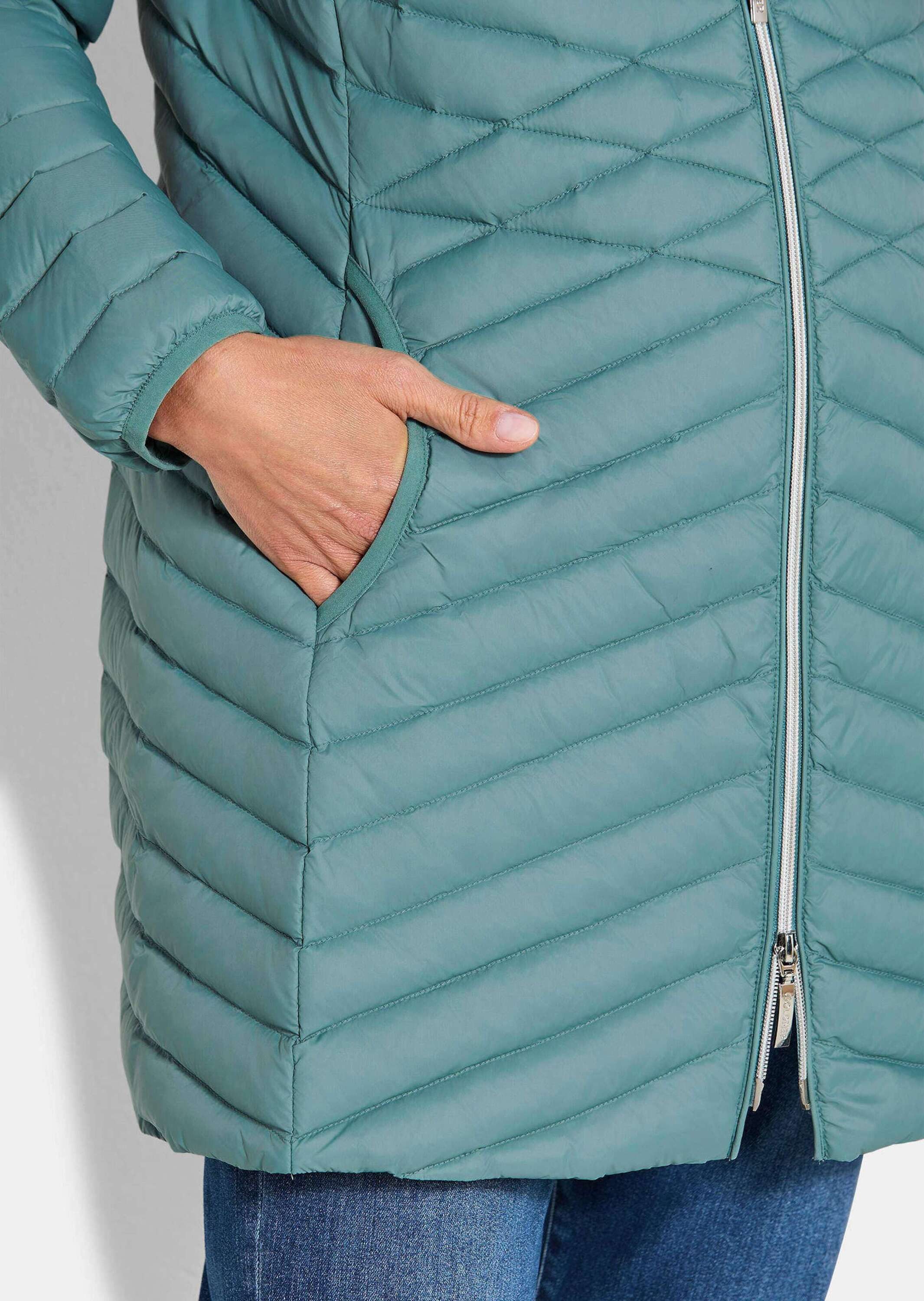 GOLDNER Winterjacke Gefütterter langer Mantel mit Kapuze Wintermantel in femininer Steppung mit Stehkragen und Taschen