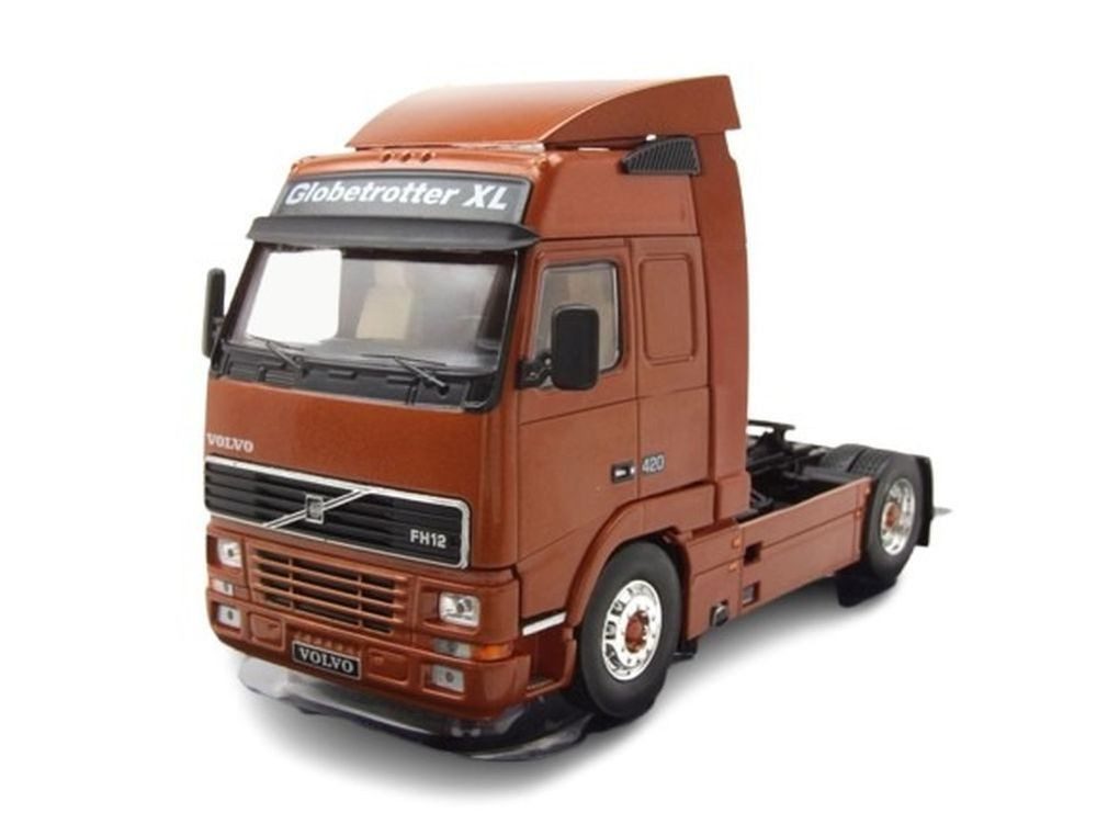 ixo Models Modellauto Volvo FH12 Globetrotter XL Zugmaschine 1994 kupfer, Maßstab 1:43