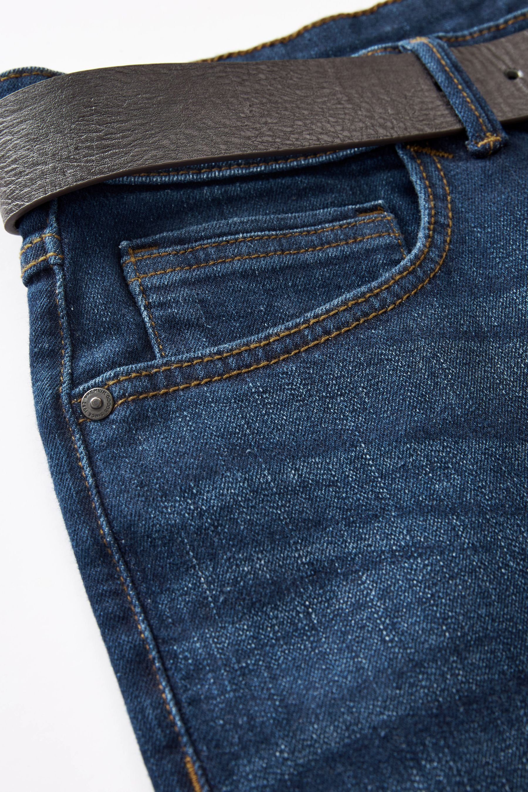 Fit Straight (1-tlg) Gürtel Next mit Blue Jeans Straight-Jeans