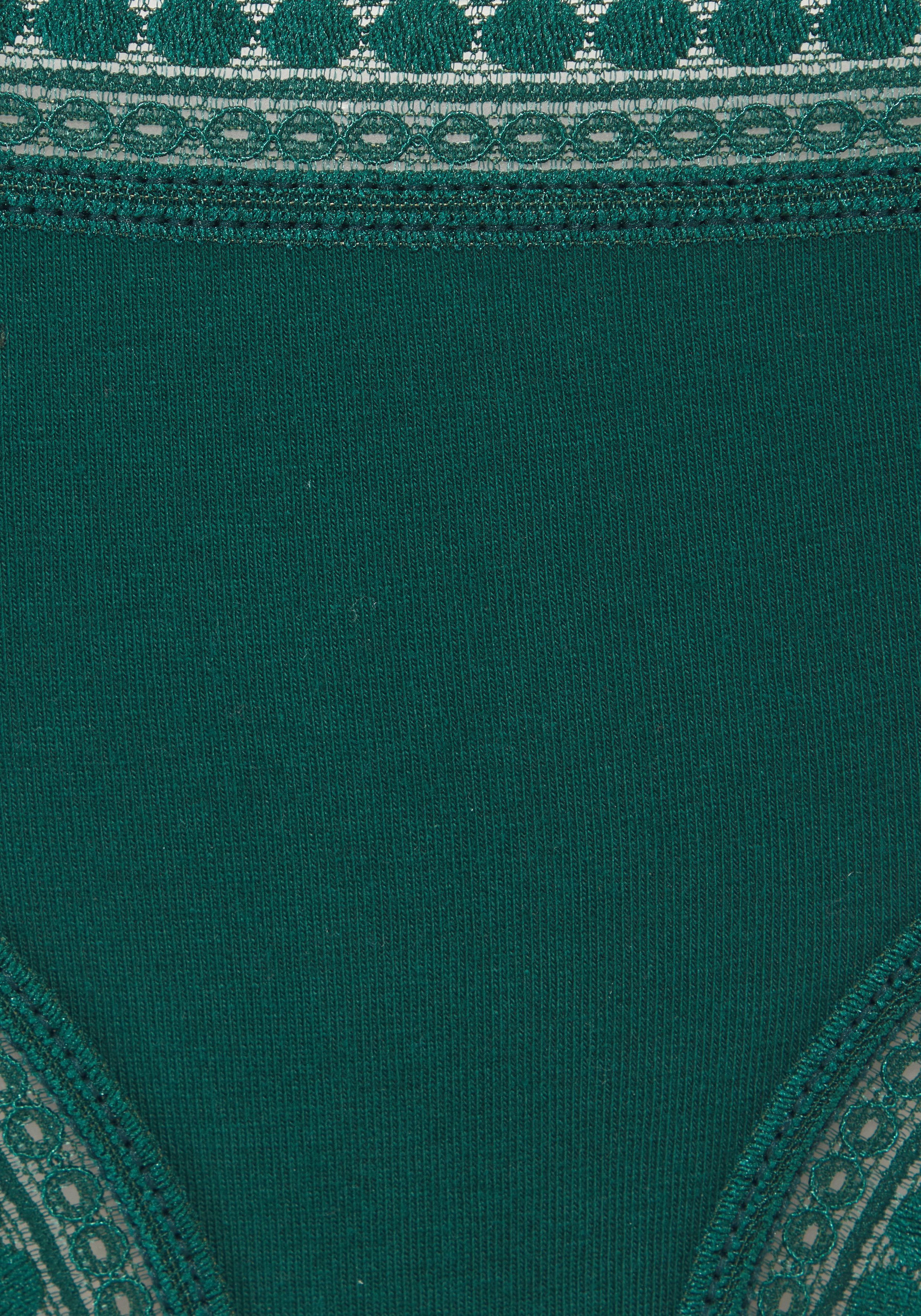 LASCANA Brasilslip (3er-Set) aus elastischer Baumwolle mit weicher Spitze günstig online kaufen