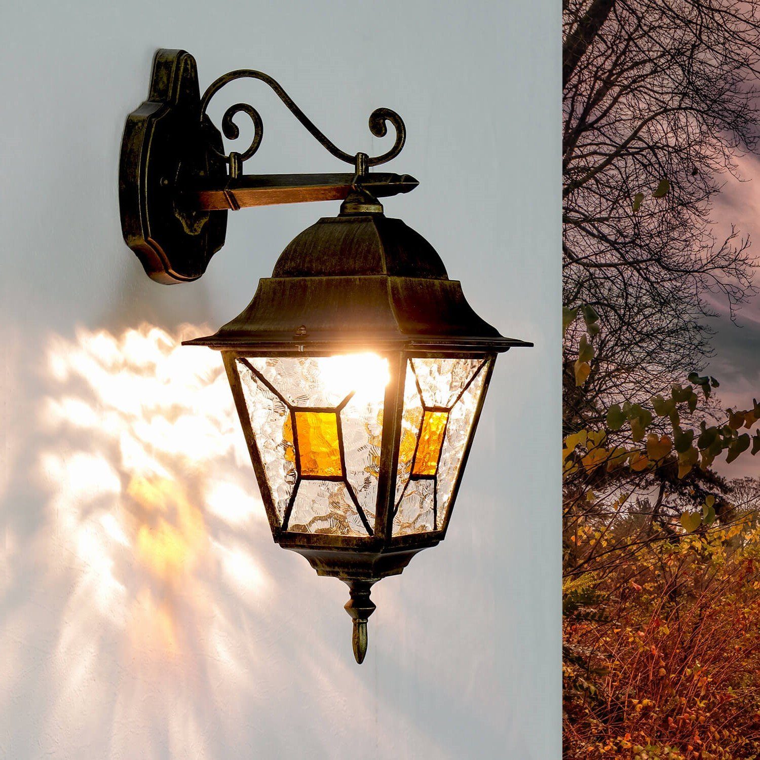 Licht-Erlebnisse Außen-Wandleuchte SALZBURG, ohne Leuchtmittel, Außenleuchte Wand XXL Gold Antik Buntglas Weg Garten Haus Lampe | Wandleuchten