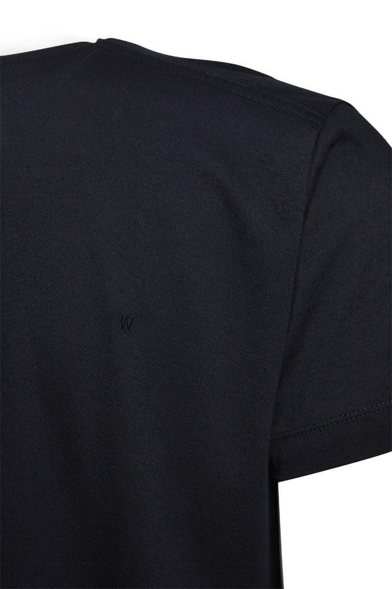 core tee wunderwerk - 900 black male T-Shirt Metro