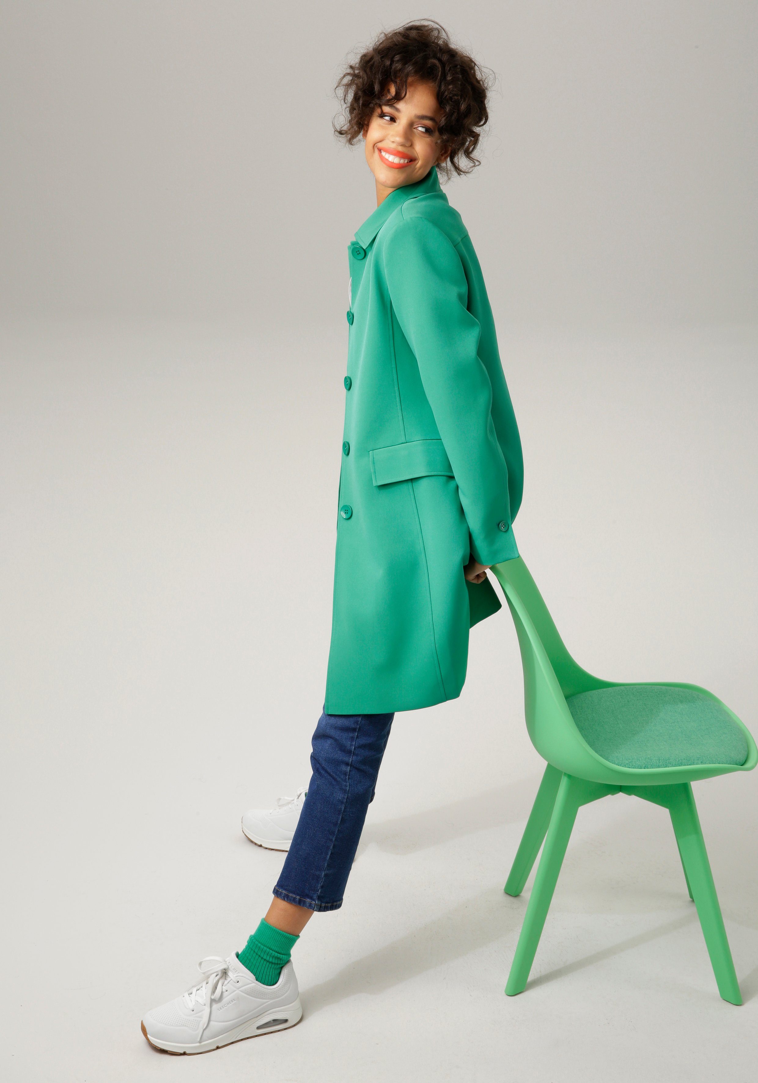 Aniston CASUAL Kurzmantel in smaragd Knallfarben trendigen