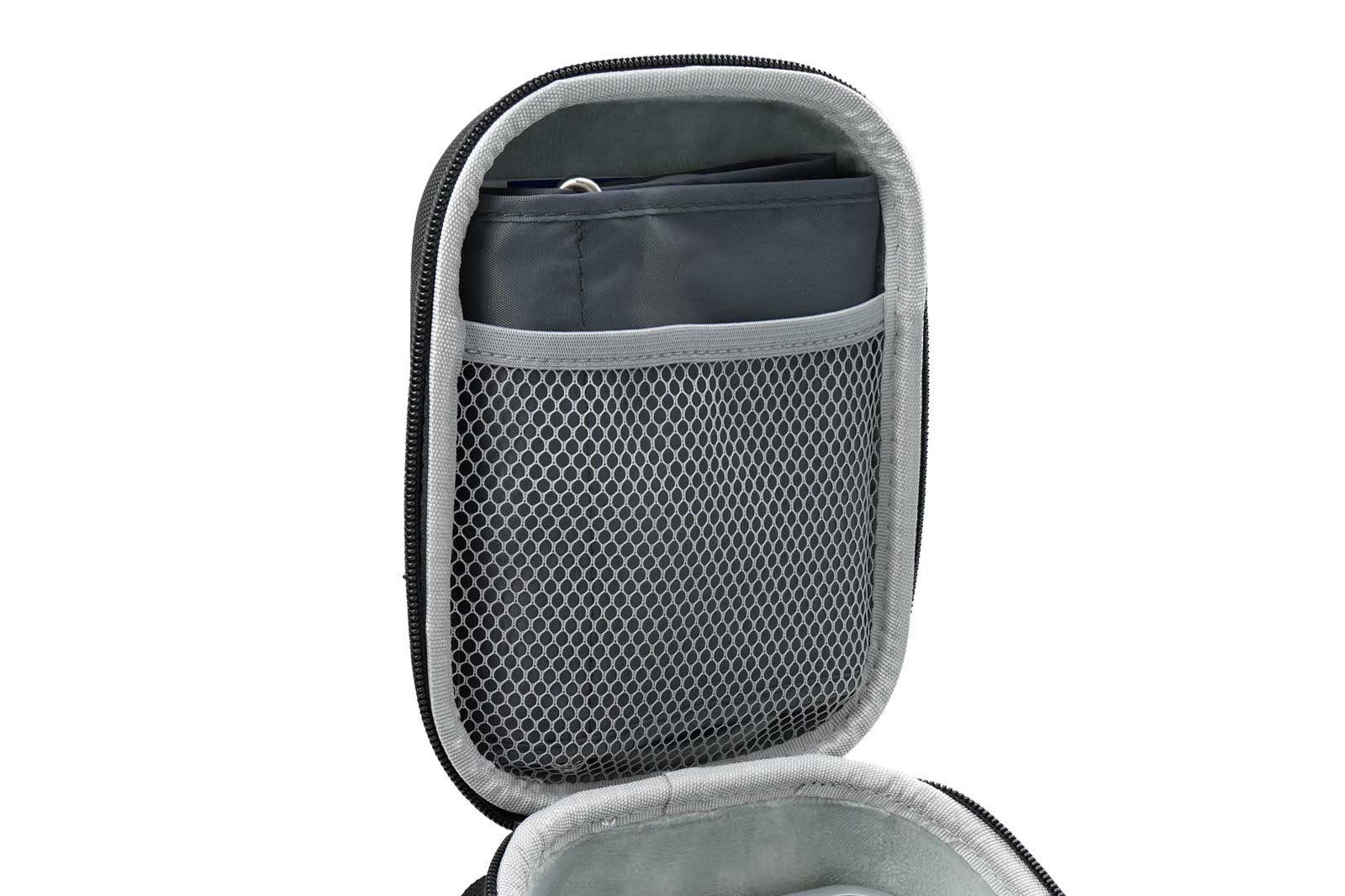 caseroxx Handytasche Schutztasche für Blutdruckmessgerät Beurer BM27 & CAZON B26 EVA (Einzelartikel, 1-tlg., Schutztasche Blutdruckmessgerät), Kreditkartenfächer (siehe Bilder)
