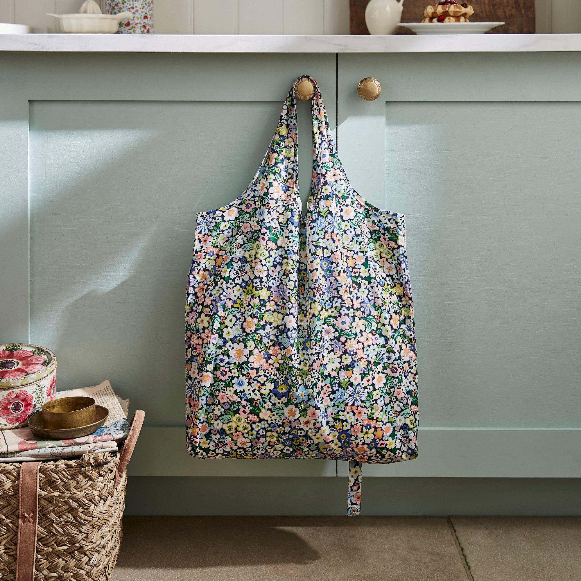 Ulster Weavers Einkaufsbeutel Confetti Floral, faltbare Einkaufstasche incl. Tragegriffe ca.46x61cm Roll-up-Tasche