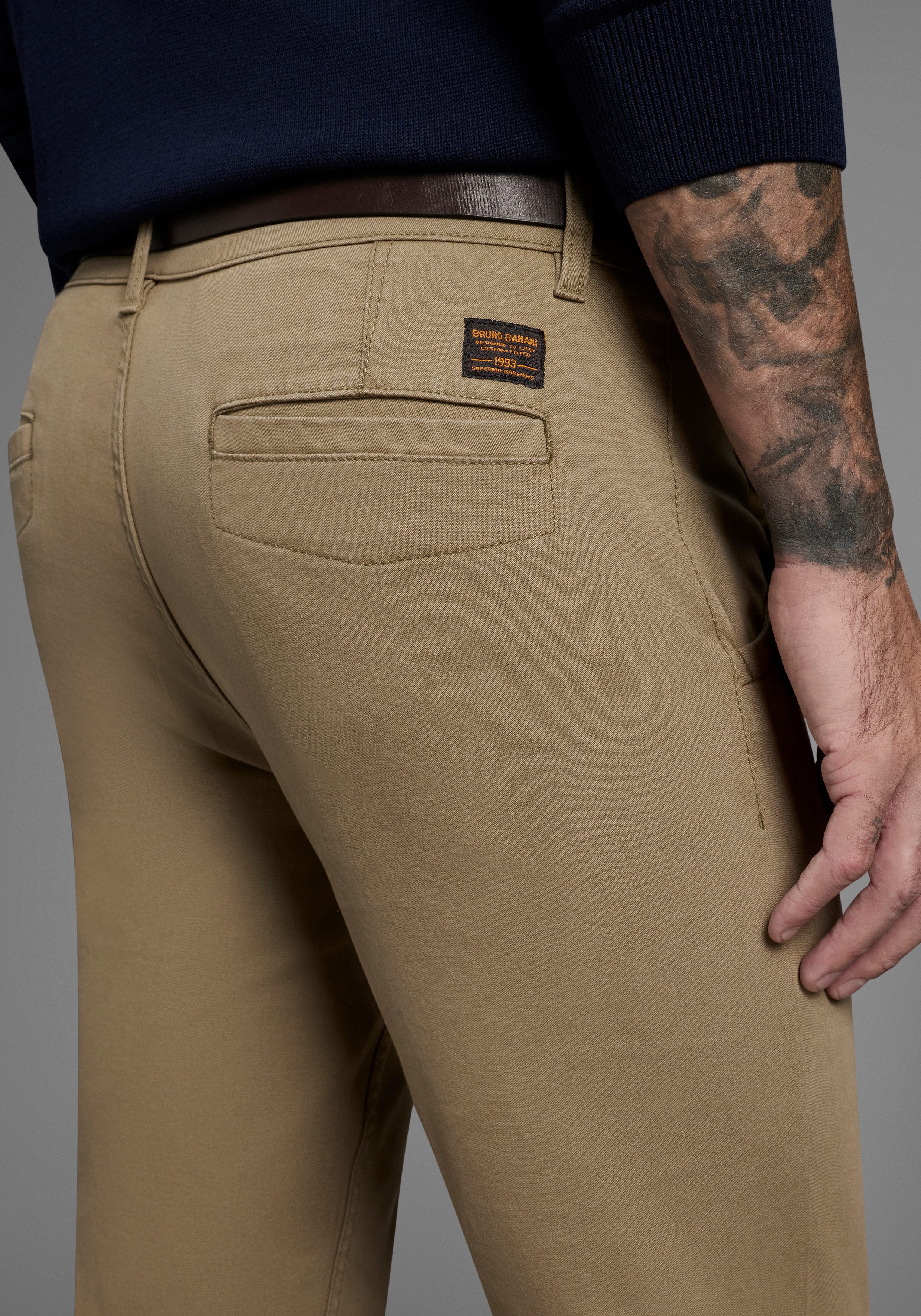 Bruno Banani Chinohose (Set, mit abnehmbarem Gürtel)