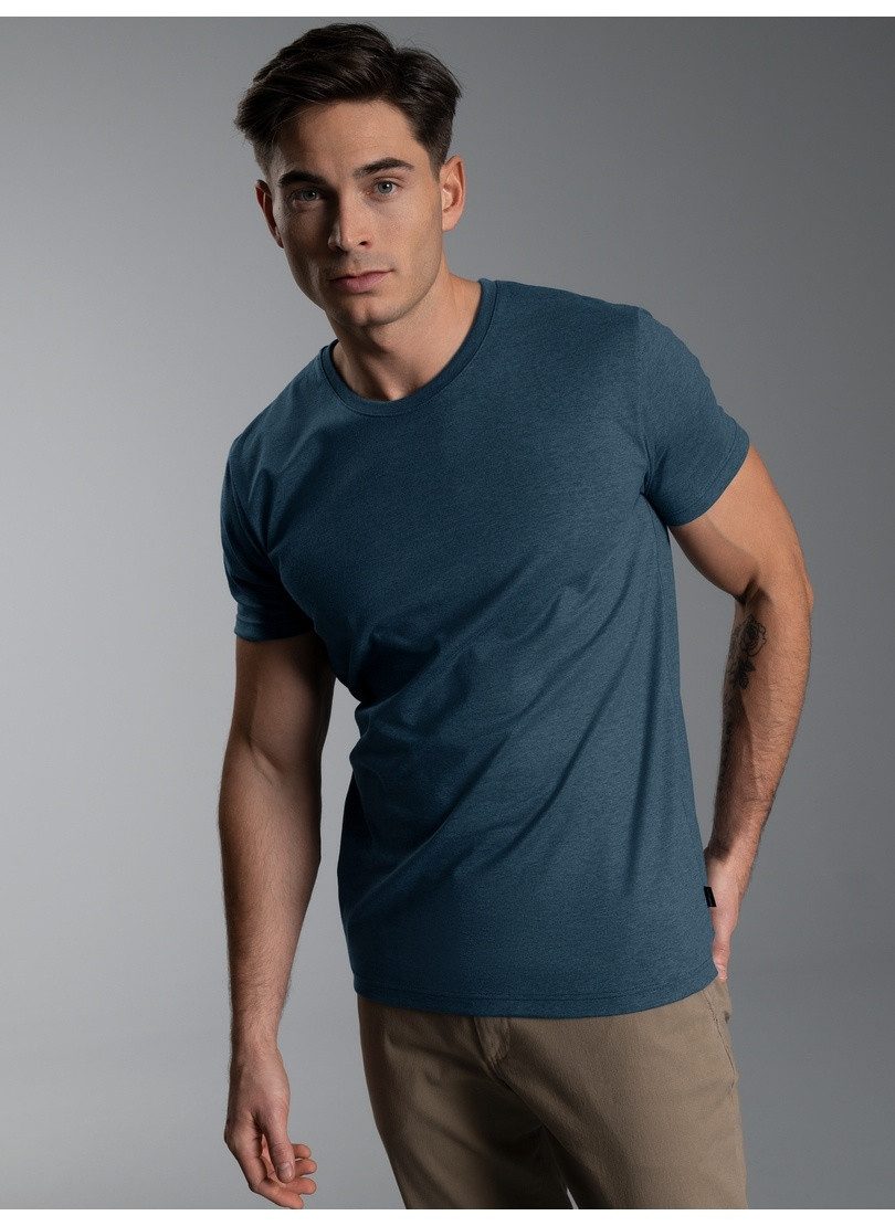 Trigema T-Shirt TRIGEMA Slim Fit T-Shirt aus DELUXE Baumwolle (1-tlg)
