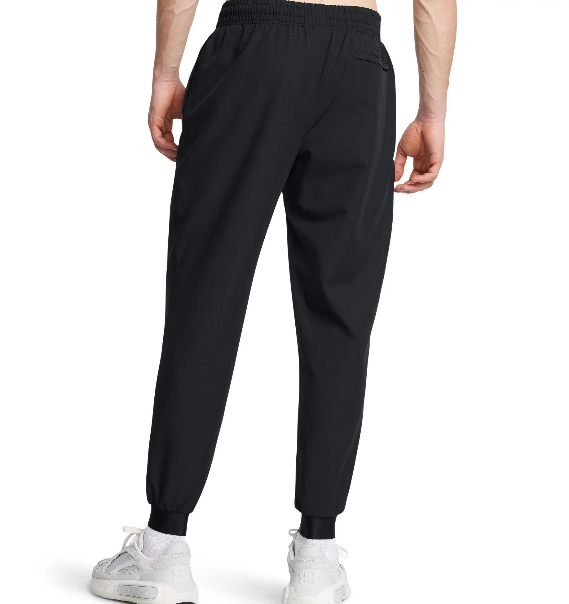 Under Armour® Trainingshose UA UNSTOPPABLE WOVEN JOGGER für vielseitige Aktivitäten, mit Elasthan-Anteil, leichtes Material