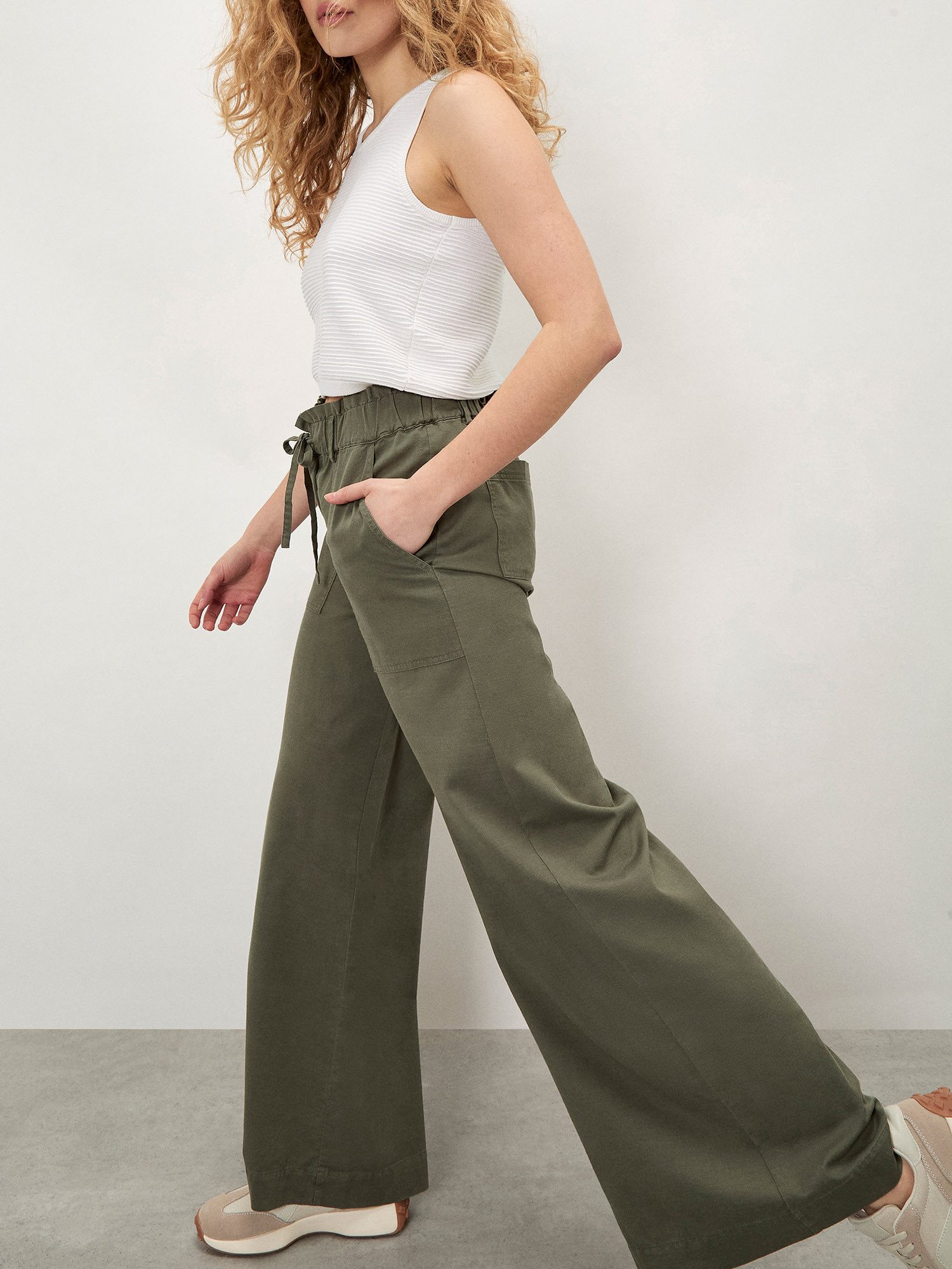 Apricot Stoffhose Leichte Hose mit praktischen Taschen
