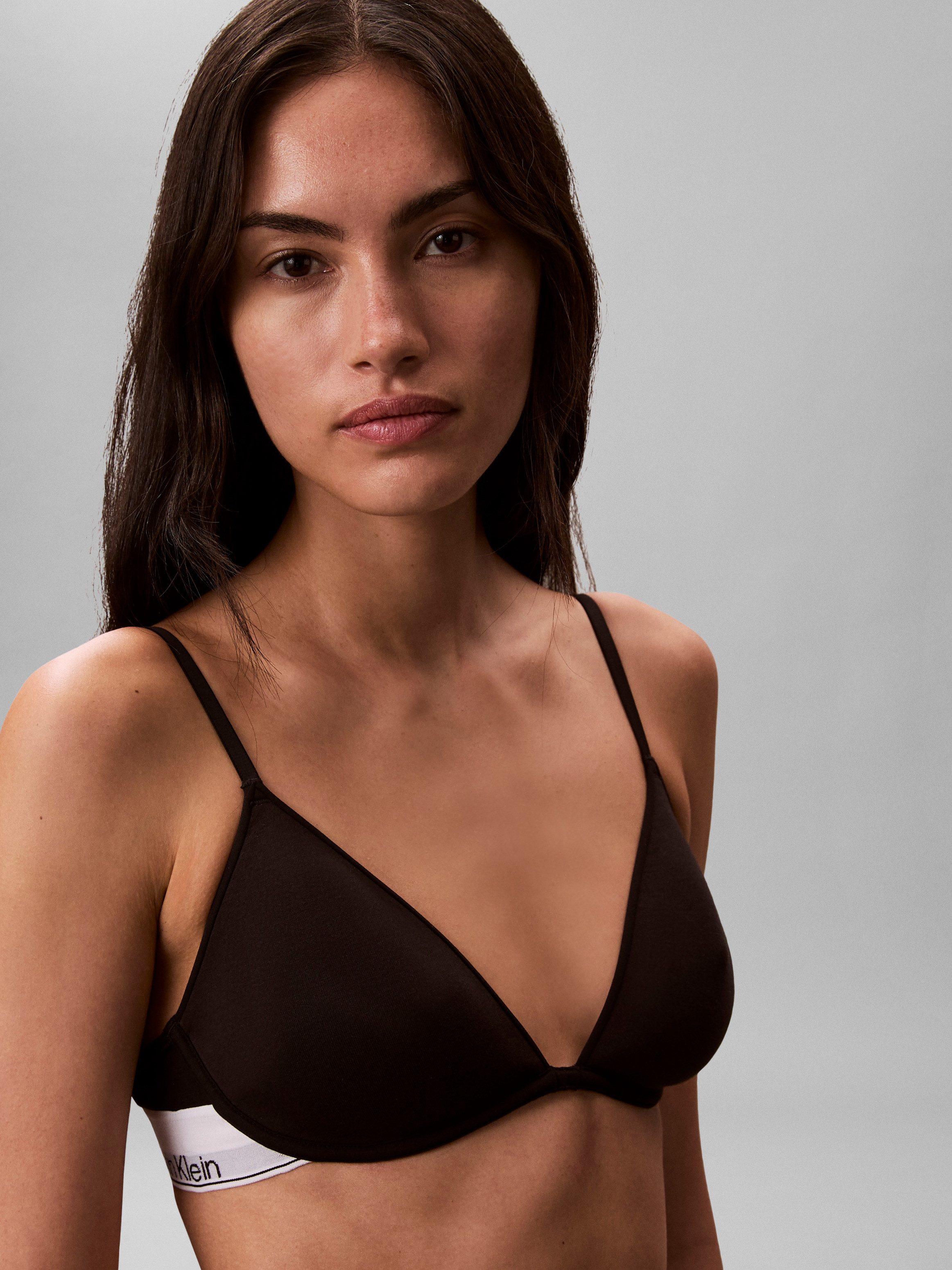 Calvin Klein Underwear Bügel-BH LIGHTLY LINED PLUNGE Körpernahe Passform mit elastischem Bund – Bild 4 von 5