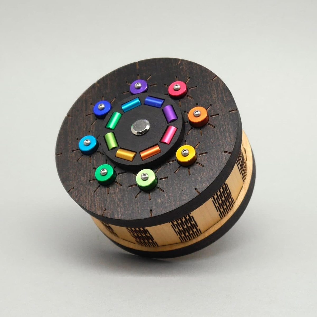 ROMBOL Denkspiele Spiel E-BOX - eine ganz besondere Trickbox, Geschenkbox, Holzpuzzle