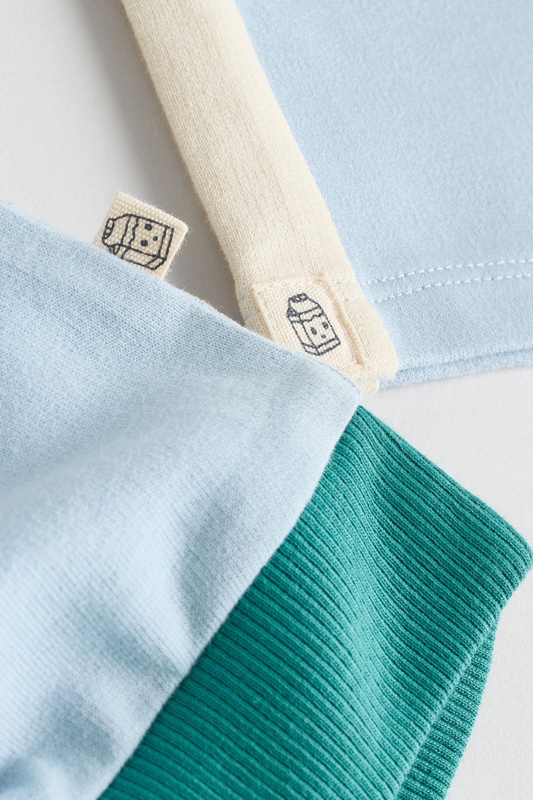 Next Pullover & Shorts Baby Sweatshirt und Shorts im Set (2-tlg)