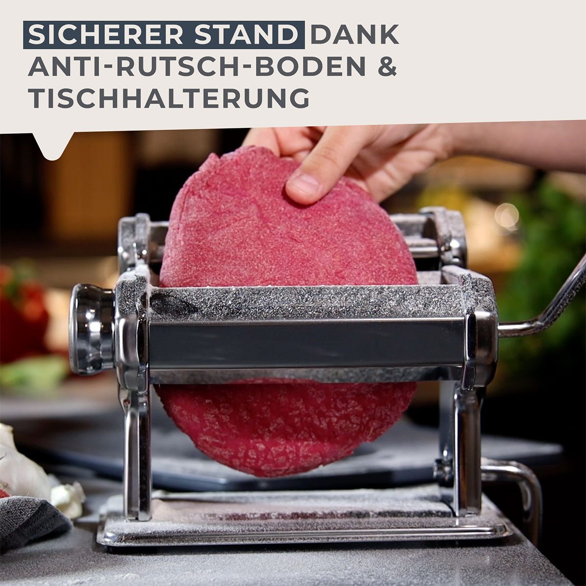 FACKELMANN Nudelmaschine #easyprepare, Maschine für leckere Pasta, Aufsätze für Lasagneblätter, Tagliatelle & Spaghetti