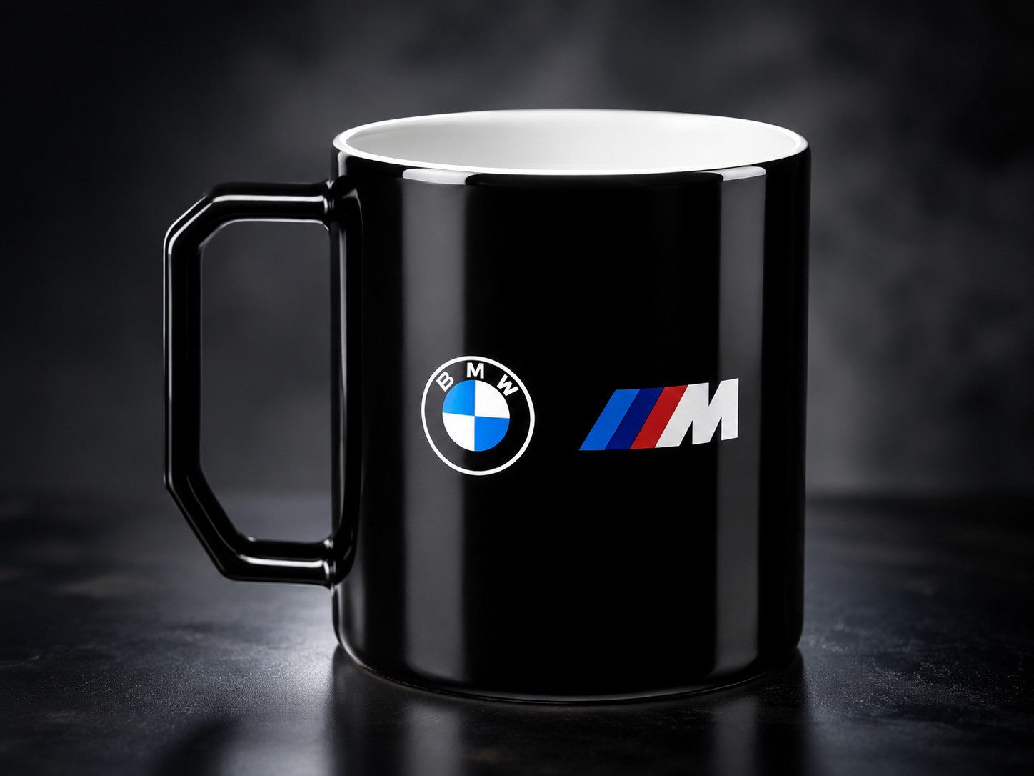 BMW Tasse BMW M Logo Motorsport Tasse Becher Kaffeetasse 350 ml Black Edition, 1-tlg.