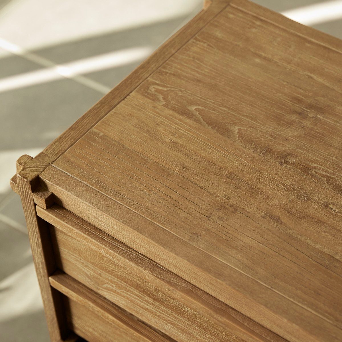 Tikamoon Kommode Kommode Madi aus recycelter, massiver Ulme