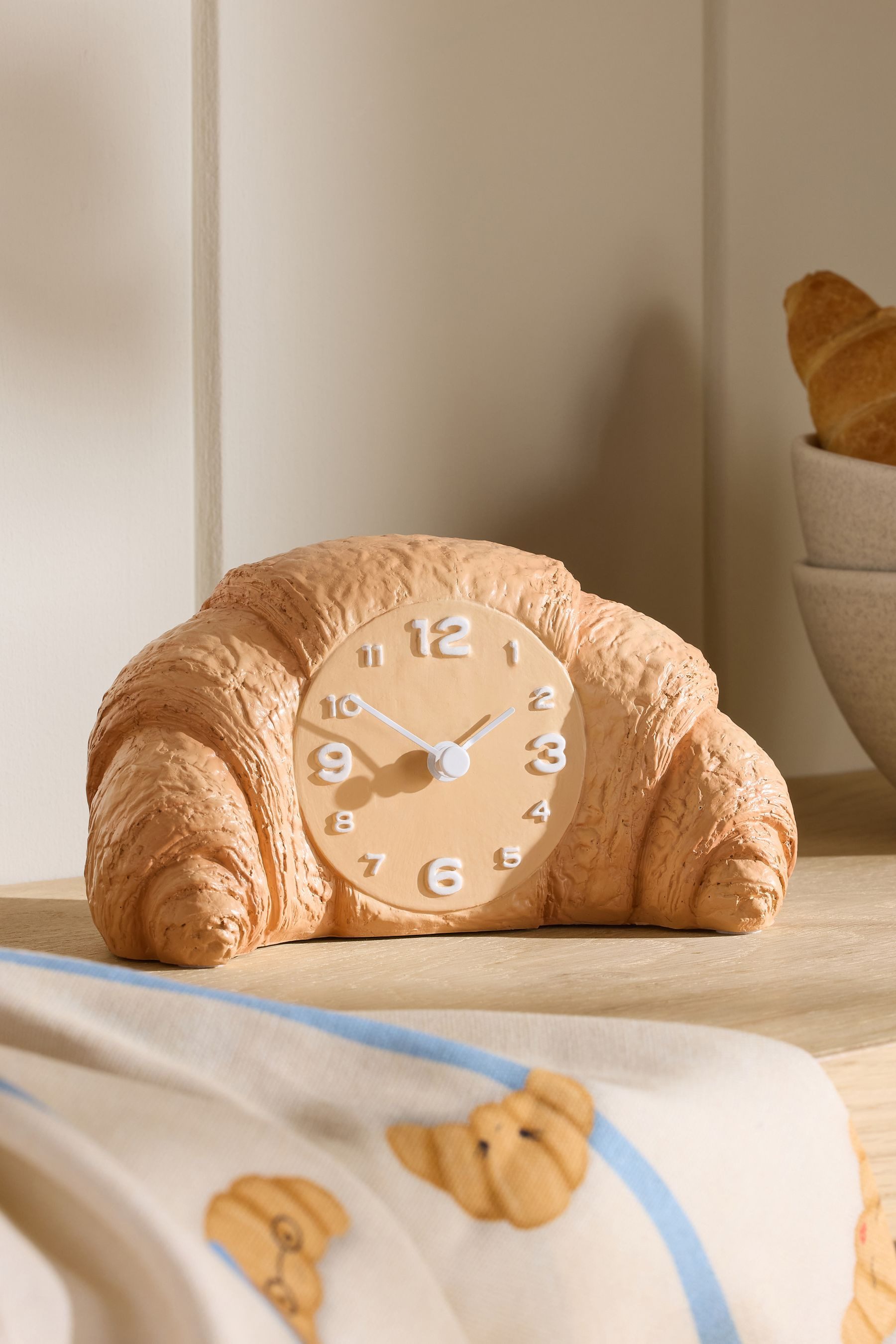 Next Tischuhr Kaminuhr, Croissant
