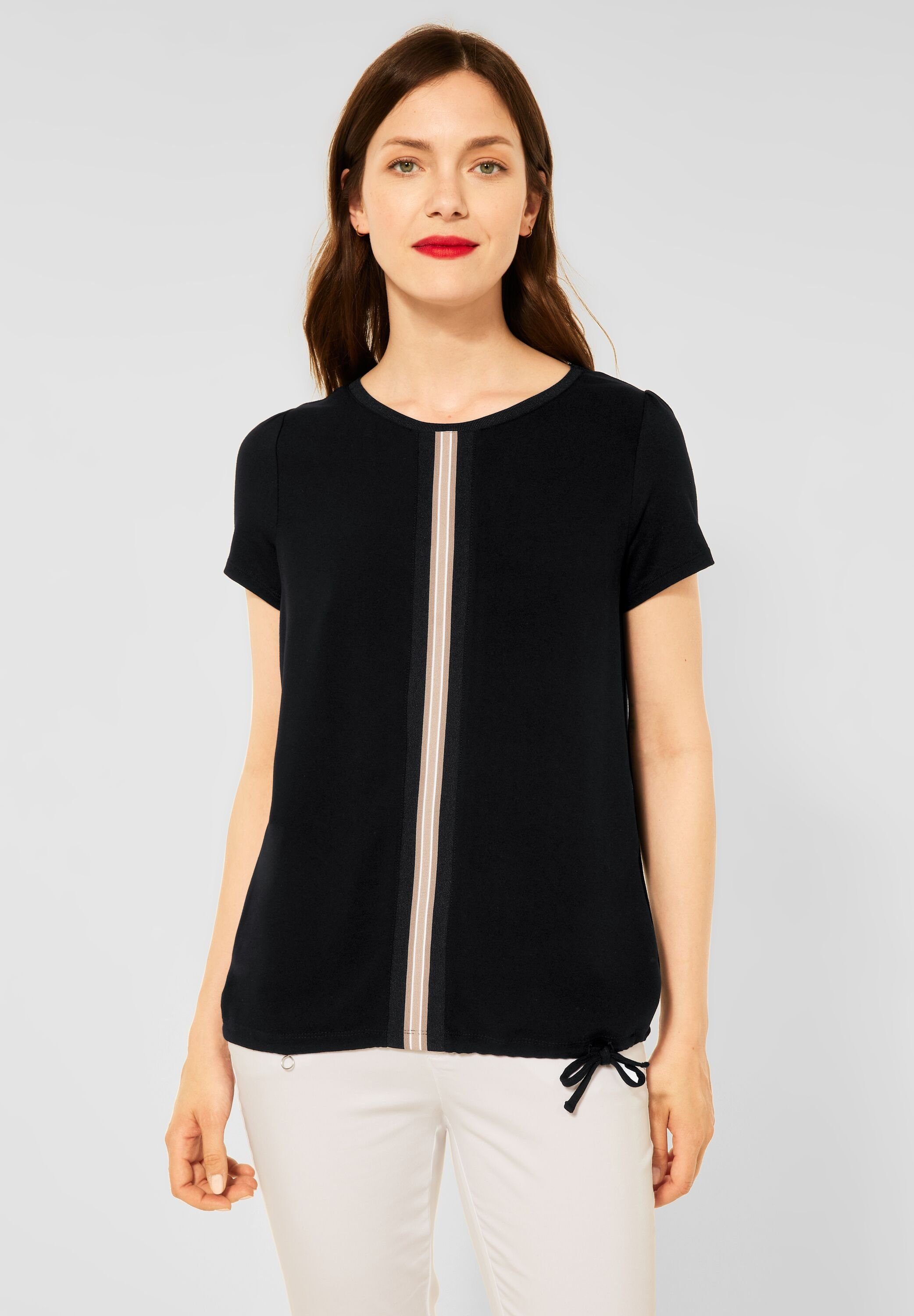 mit Black ONE Rippstrickdetails T-Shirt STREET