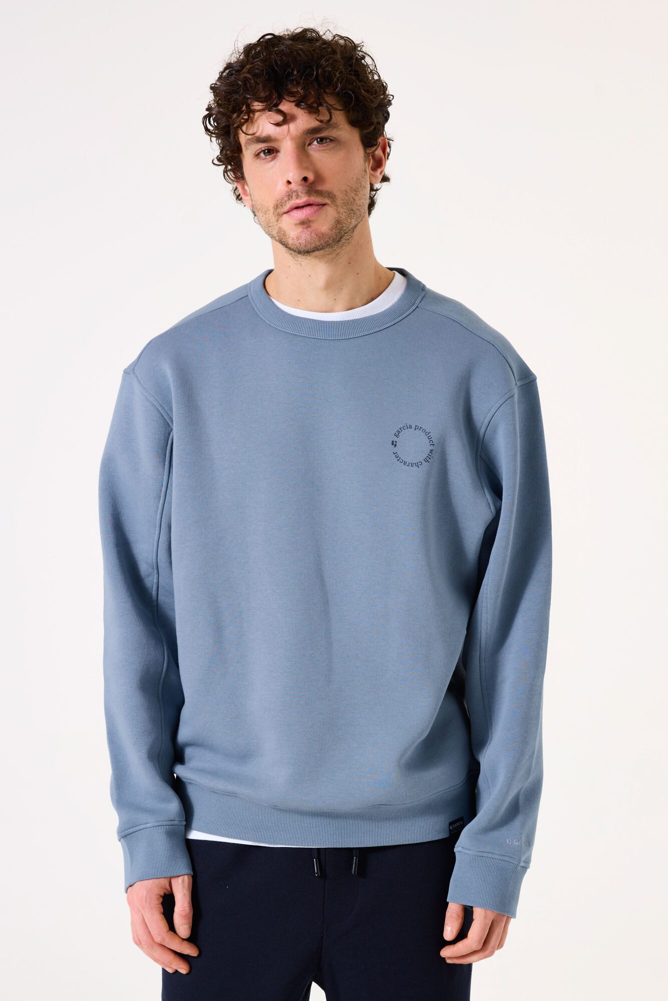 Garcia Sweatshirt men`s sweater