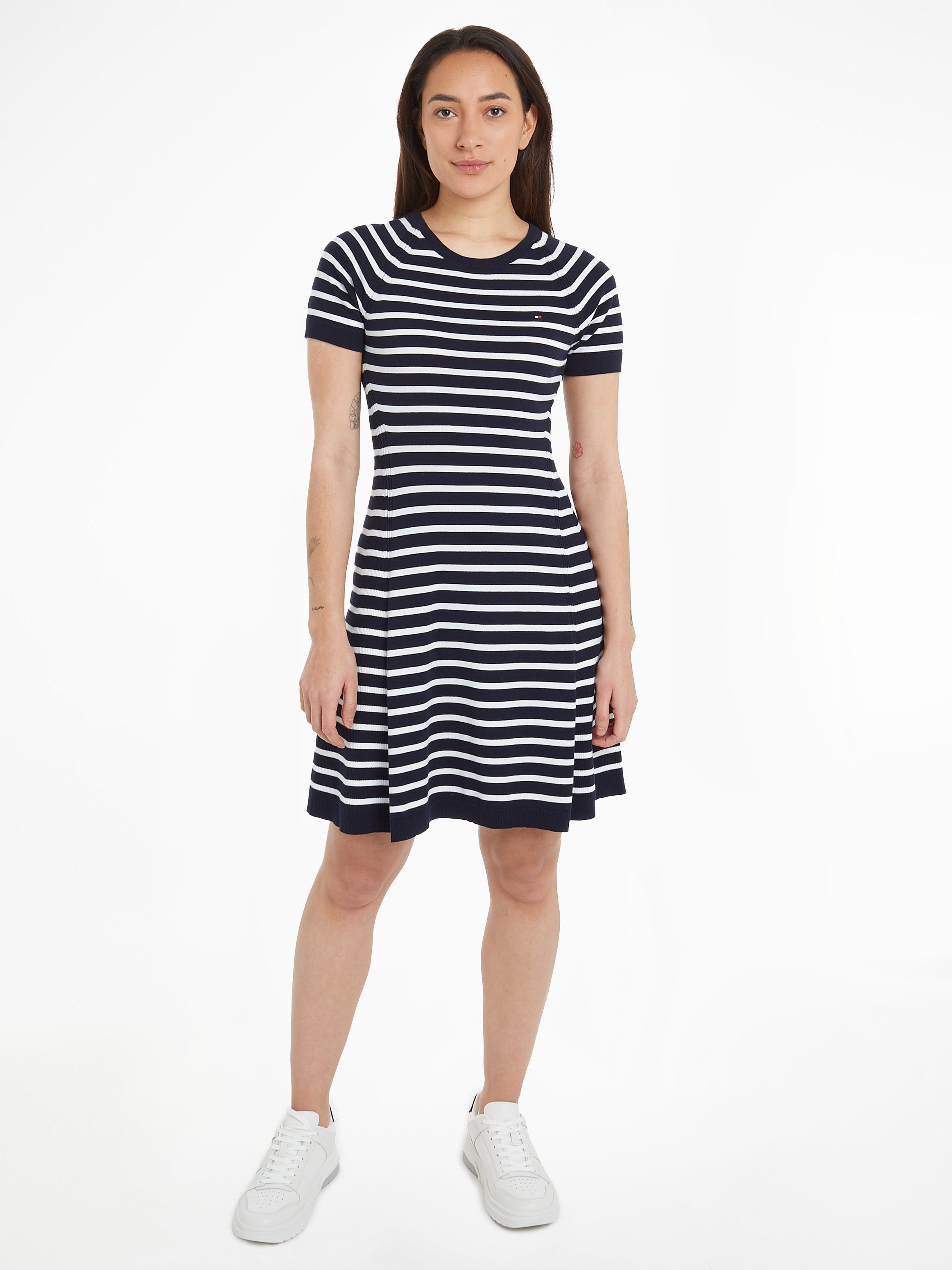 Tommy Hilfiger Jerseykleid CO JERSEY STITCH F&F DRESS mit Logostickerei auf der Brust