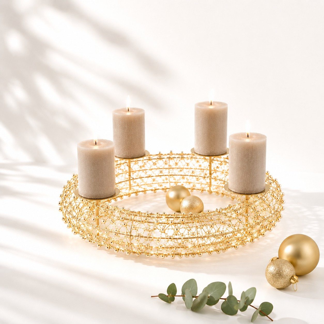 Wurm Adventskranz LED Adventskranz Gold Ø 30 cm mit 150 LEDs und 4 Kerzentellern