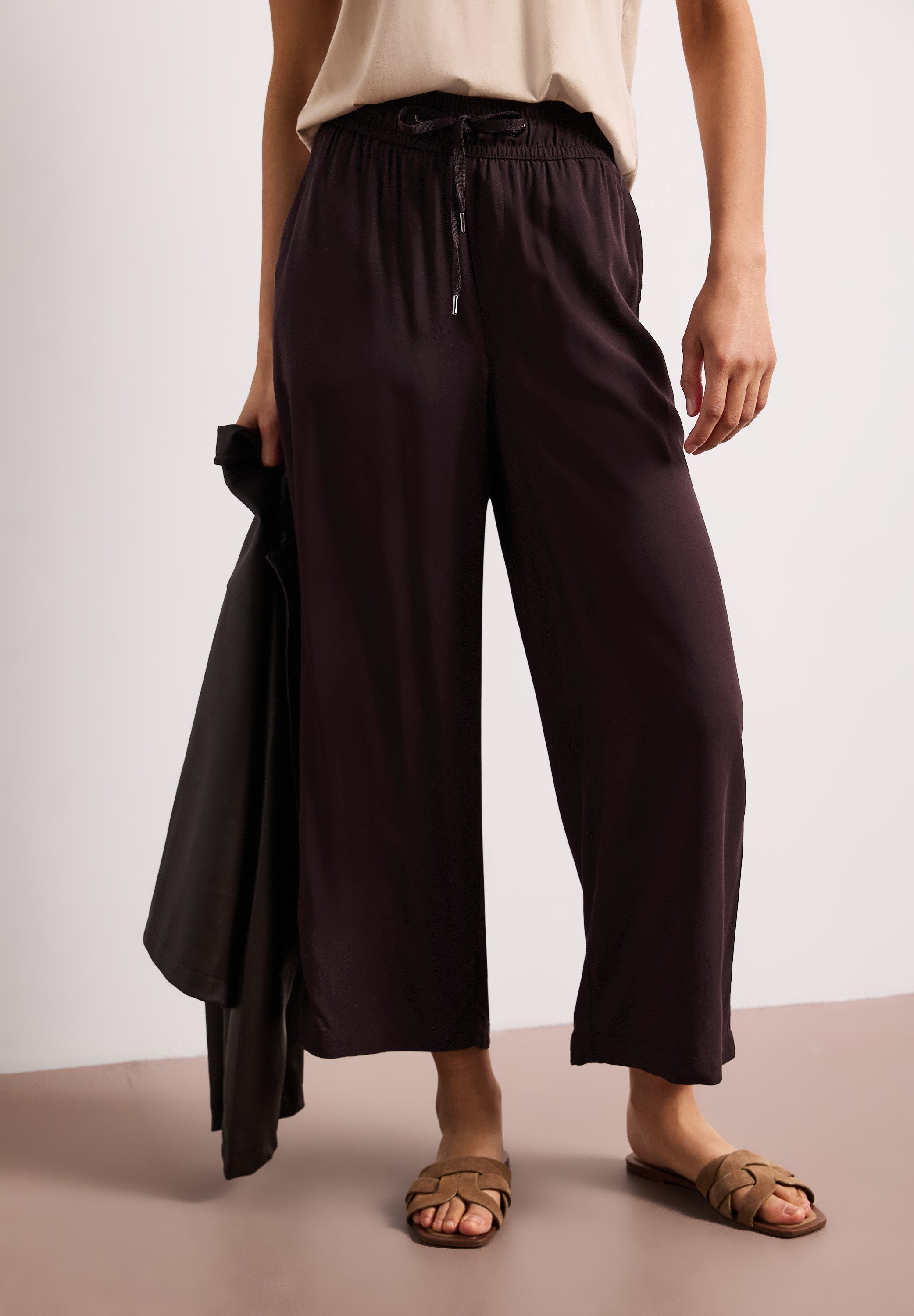 STREET ONE Stoffhose Style Emee 3/4-Sommerhose mit elastischem Bund und Tunnelzug
