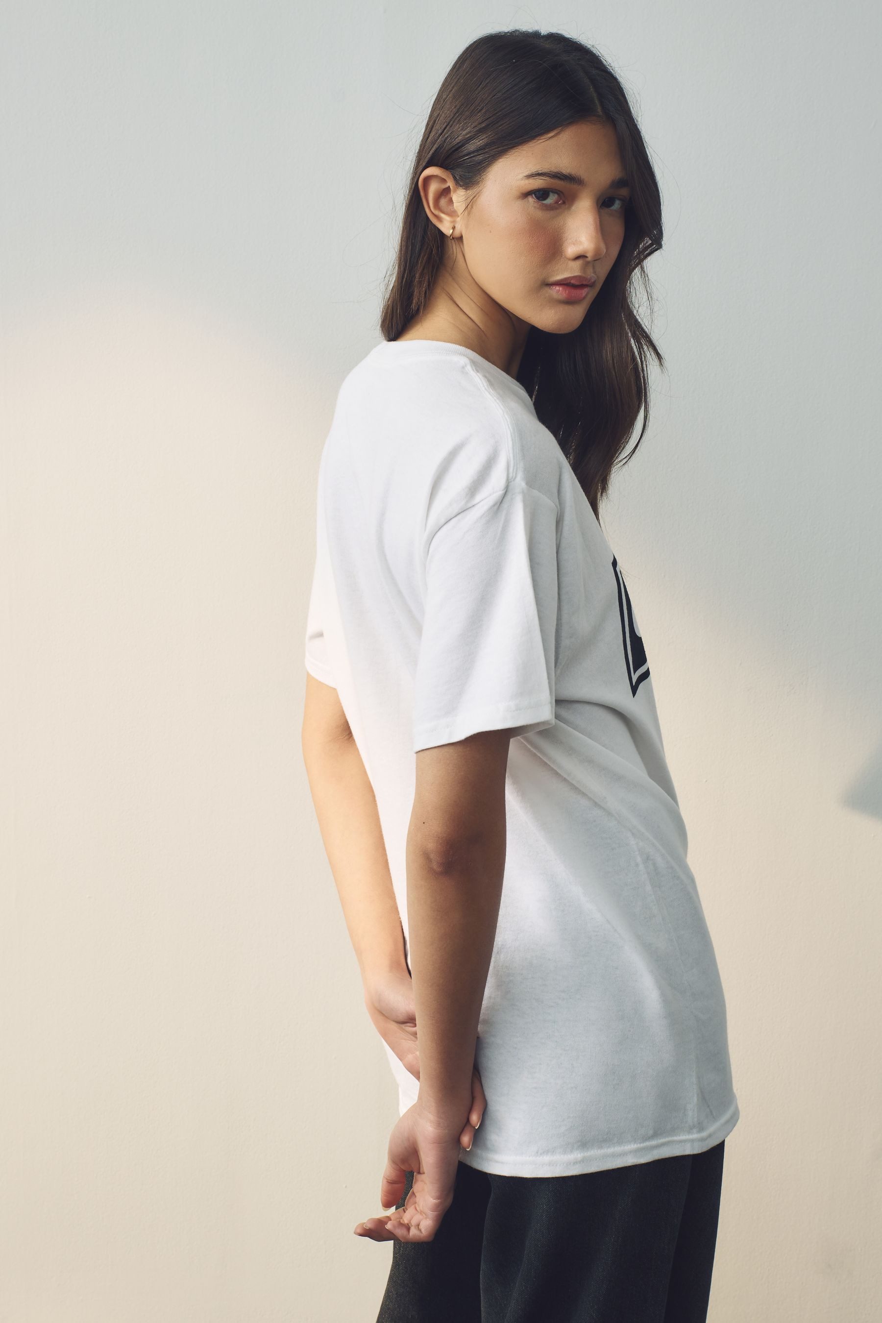 Next T-Shirt Offiziell lizenziertes Relaxed Fit T-Shirt, Oasis (1-tlg) günstig online kaufen