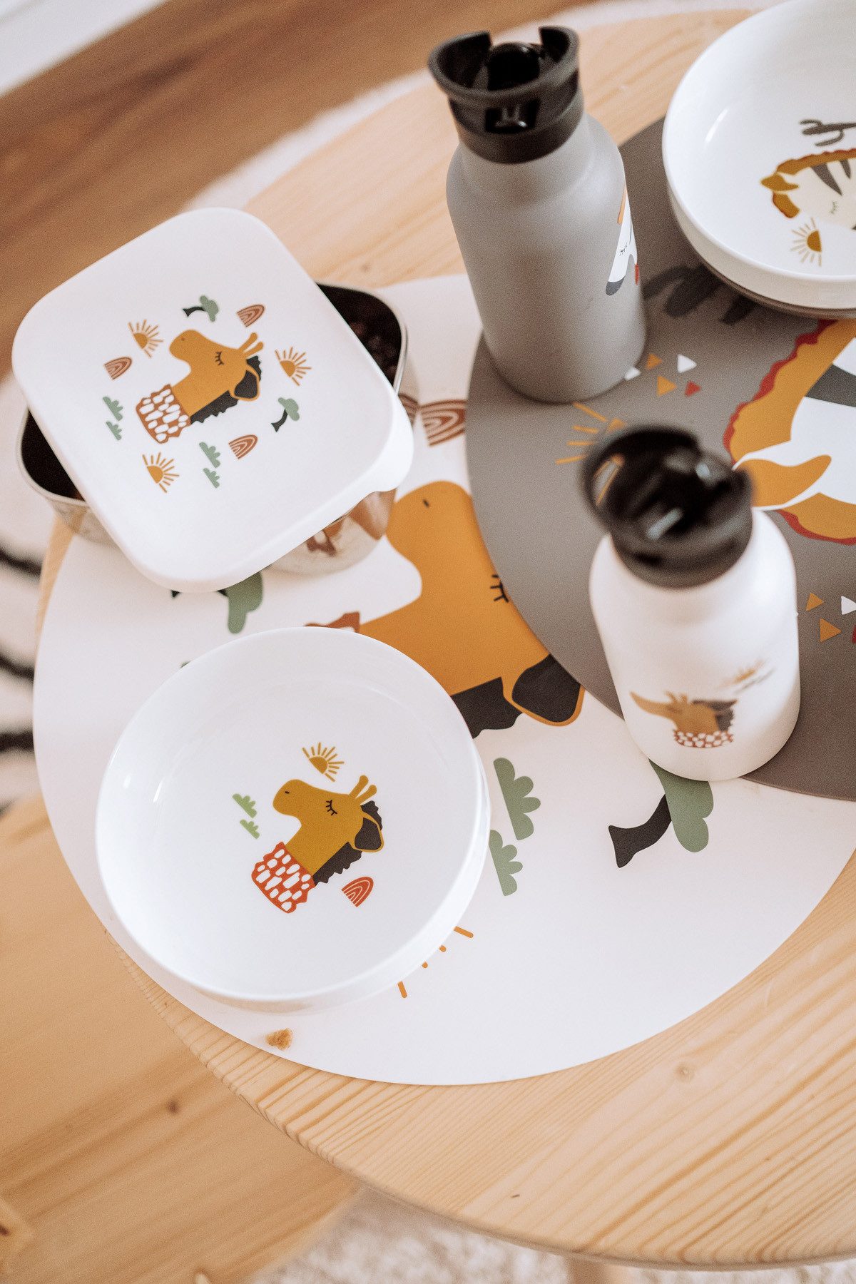 kikadu Lunchbox, Box: Stainless Steel, Lid: 100% Silicone, BPA free, (1-tlg), Giraffe Natur aus Edelstahl mit BPA-freiem Silikondeckel