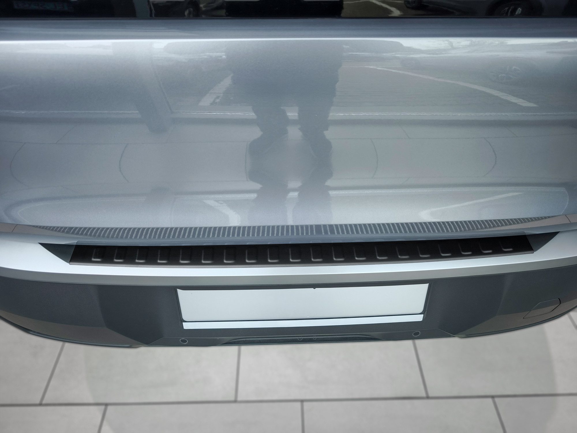 tuning-art Ladekantenschutz L3164 Edelstahl passgenau für Peugeot 5008 3/ e-5008 3 2024-