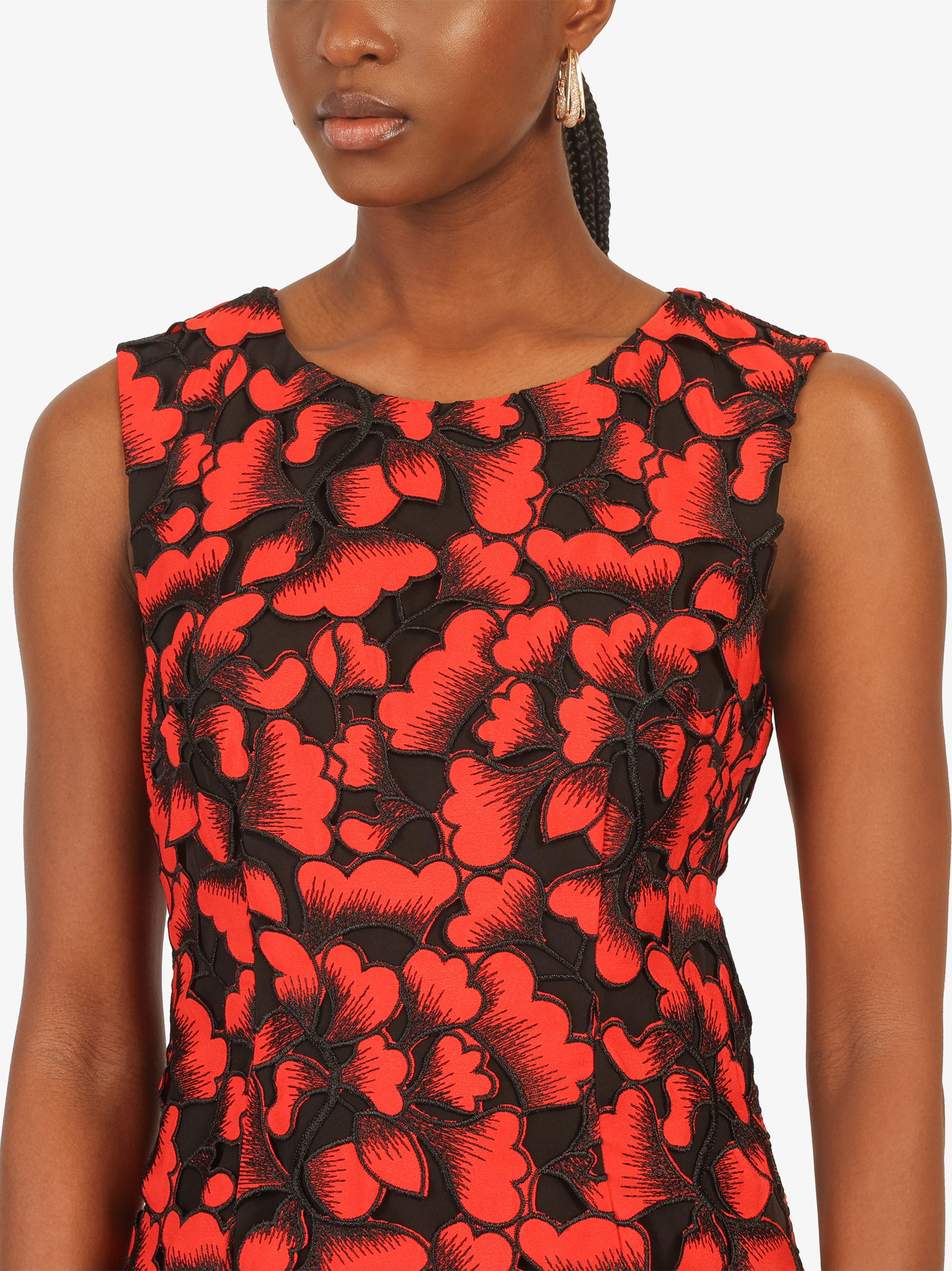 Kraimod Cocktailkleid mit floraler Spitze und Rundhals – Bild 4 von 5
