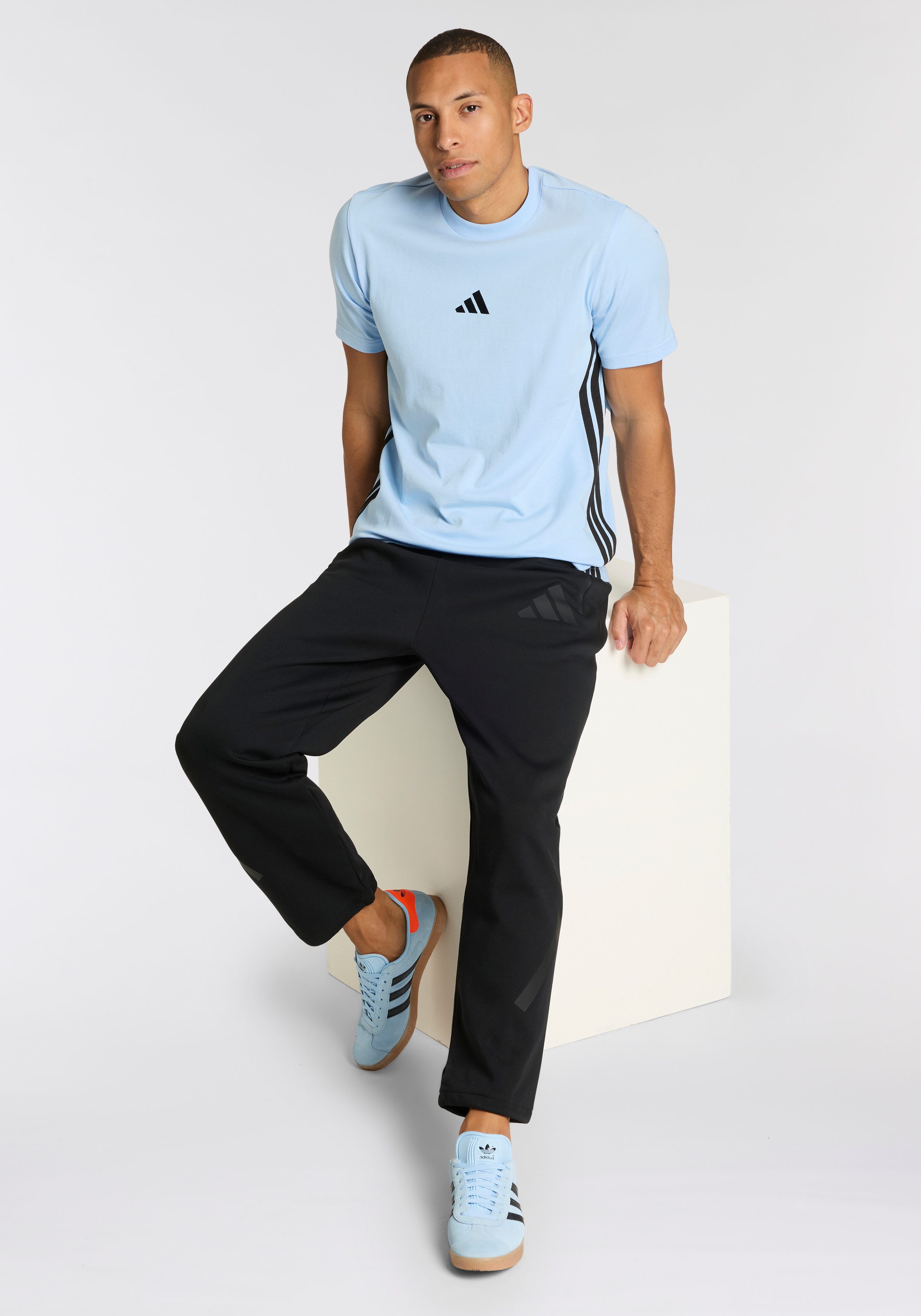 Zum Outfit 10