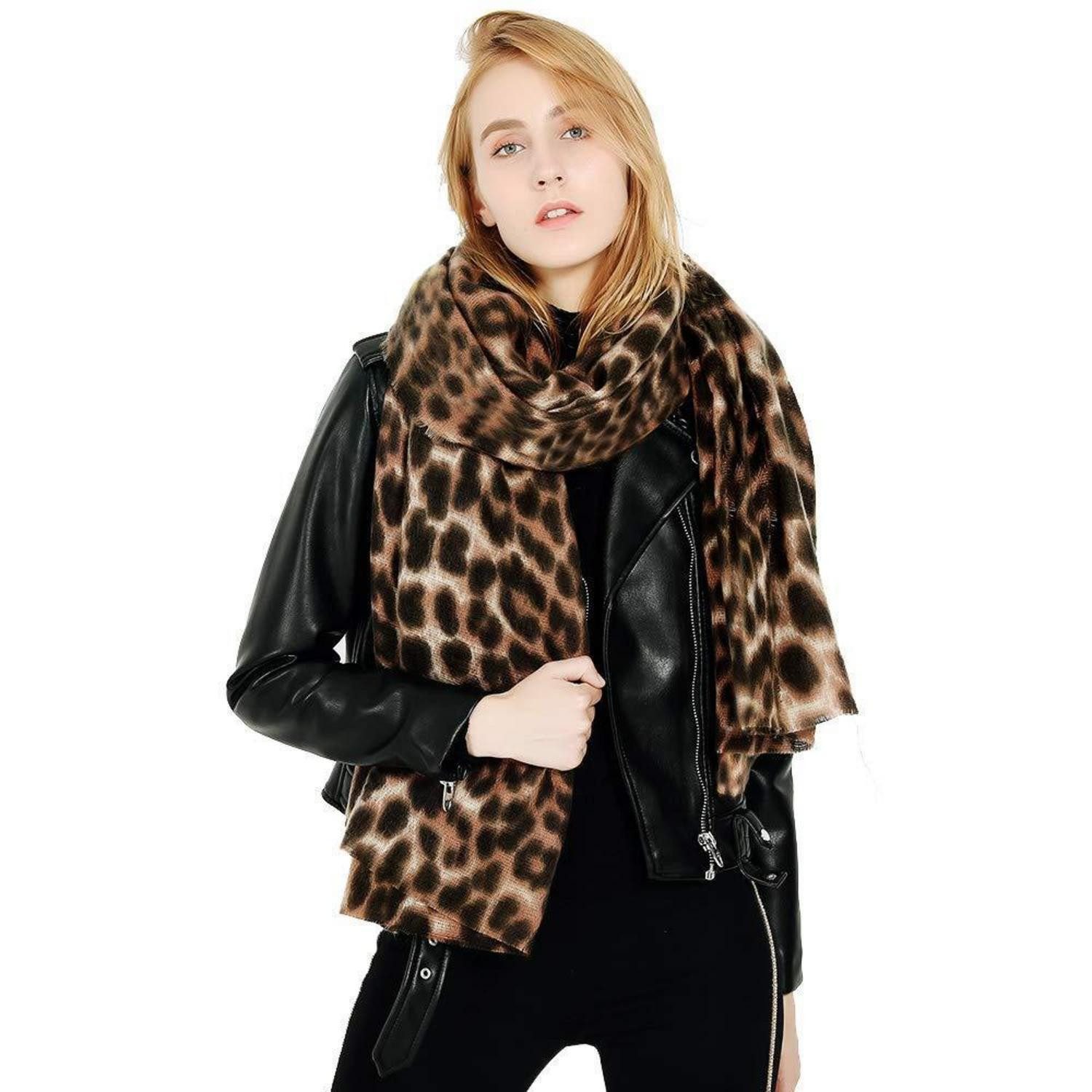 LuxusKollektion Modeschal Damen Schal Leoparden Winter Stola Oversized 200x90cm Schwarz