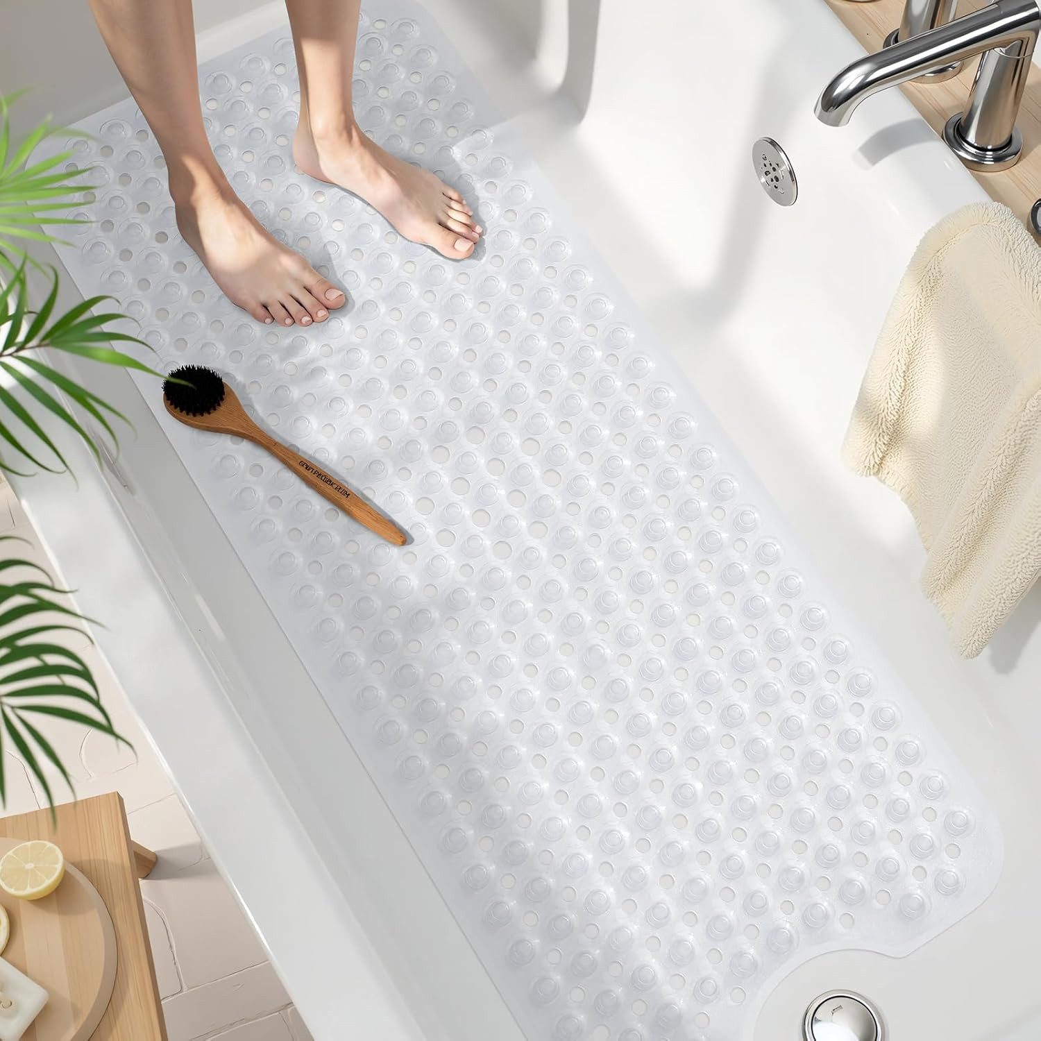 Forrlite Badematte Badewannenmatte rutschfest, BPA Frei Antirutschmatte, 100 x 40 cm, Extra Lang Duschmatte Schnelltrocknend & Maschinenwaschbar Schimmelresistent Badewanne Badematte, Transparent
