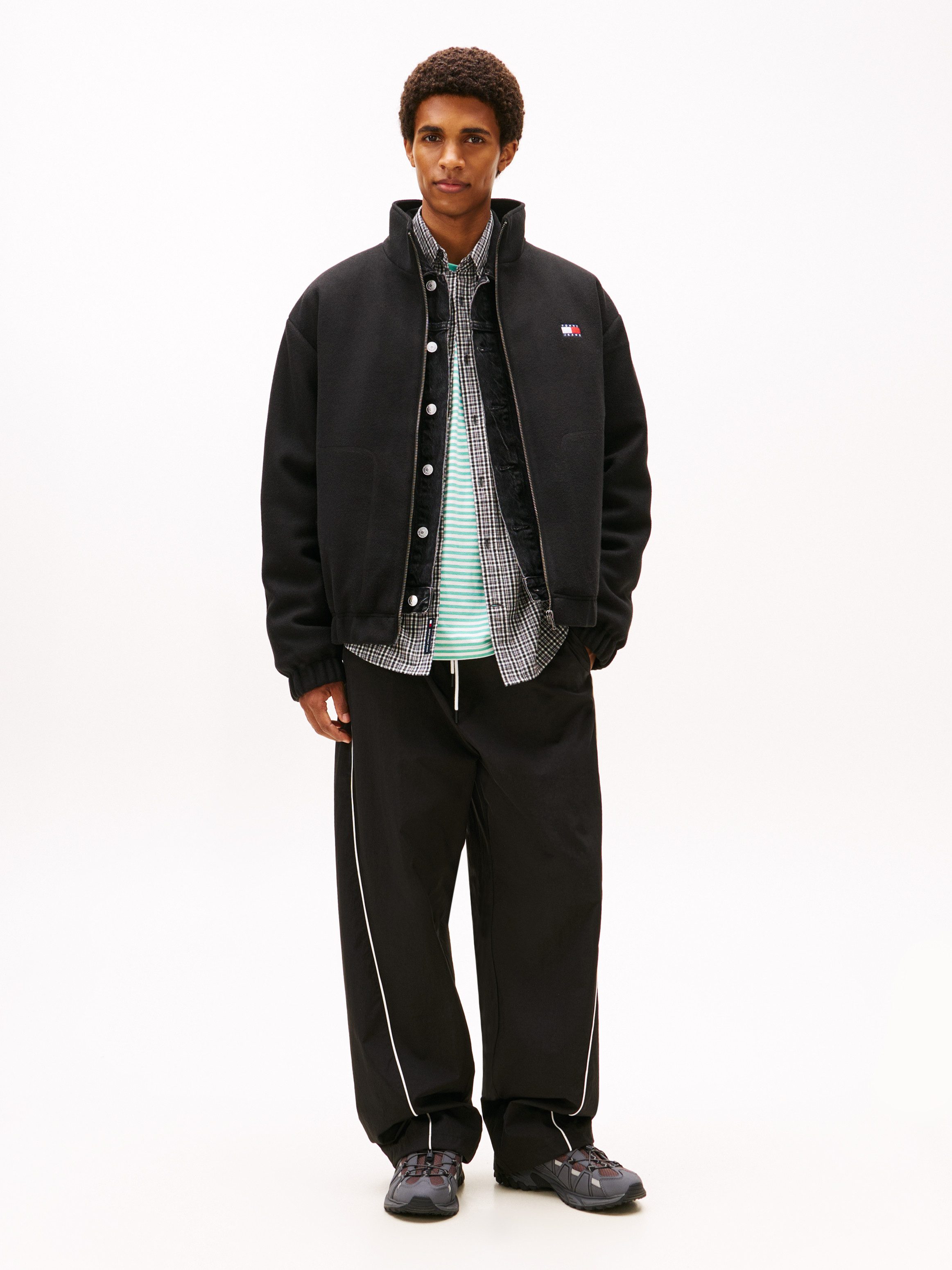 Tommy Jeans Fleecejacke TJM ESSENTIAL WOOL PADDED relaxed fit, Stehkragen