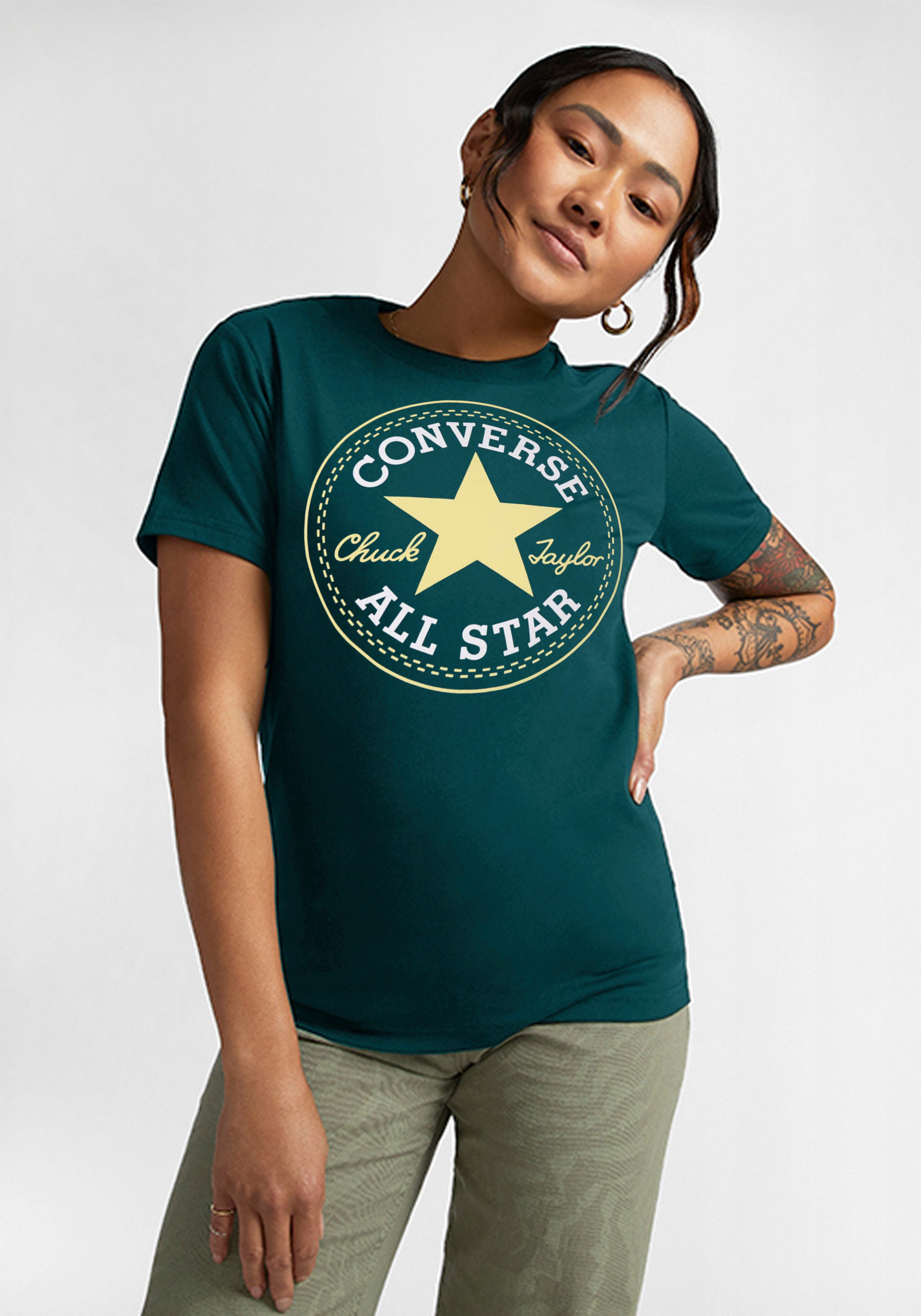 Converse T-Shirt UNISEX CONVERSE GO-TO ALL STAR PATCH LOGO STANDARD FIT T-S günstig online kaufen