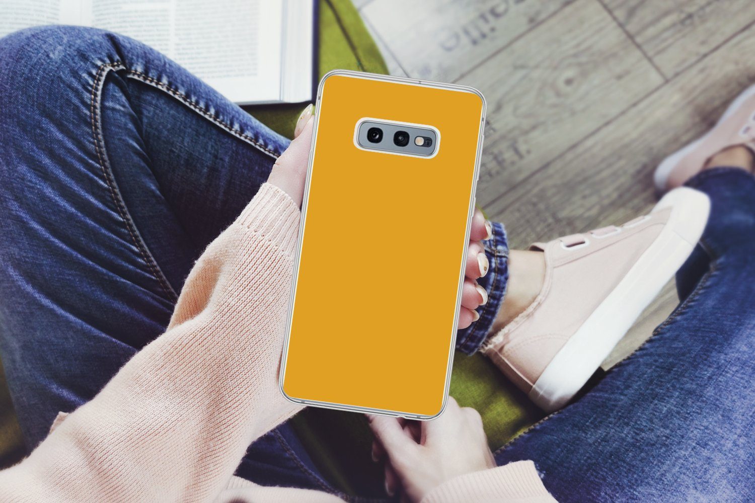 MuchoWow Handyhülle für Samsung Galaxy S10e Ockergelb - Herbst - Interieur, Phone Case, Silikon, Schutzhülle Dünn