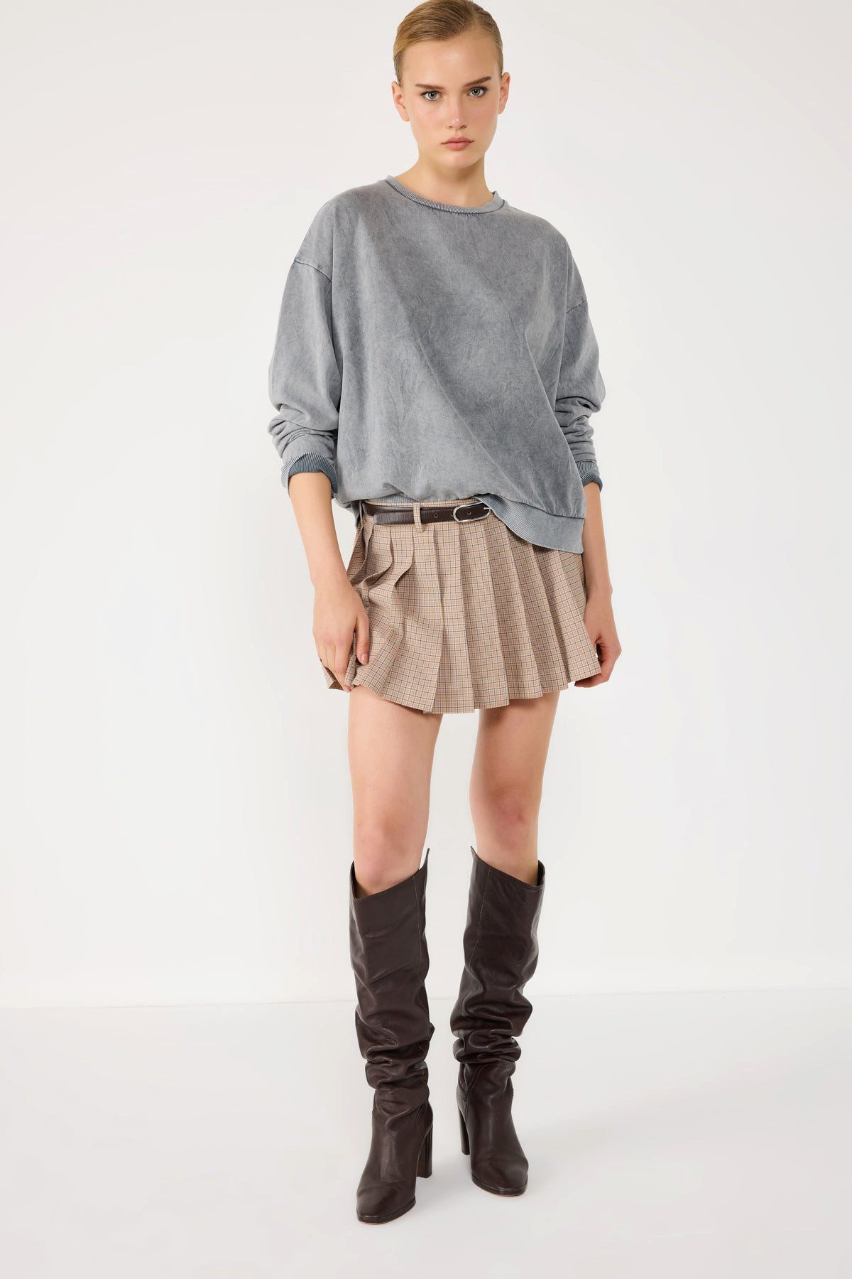 Kapuzensweatshirt Sweatshirt mit Rundhalsausschnitt