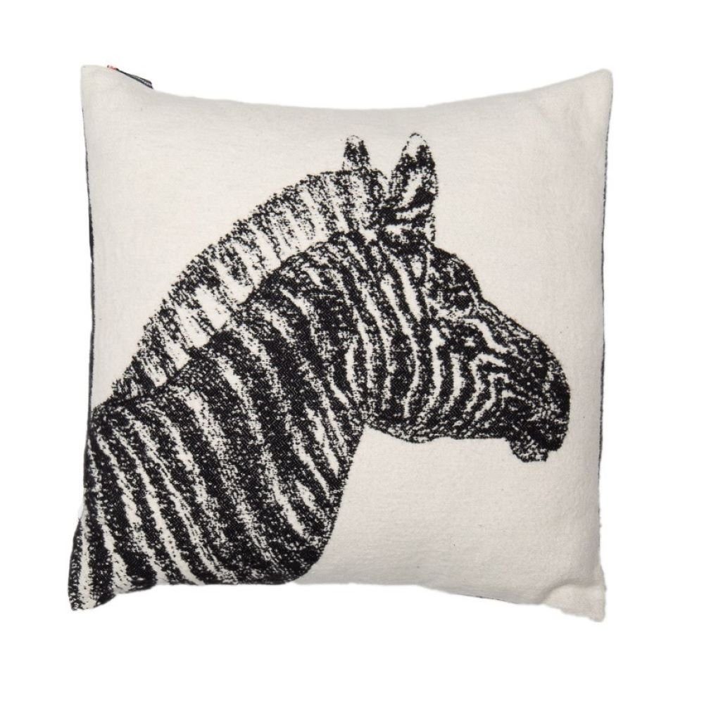 DAVID FUSSENEGGER Kissenhülle Nova 'Zebra' 50 x 50 cm Schwarz. Reduzierter Preis € 21,95. Unverbindliche Preisempfehlung € 24,95, (€ 21,95 pro 1 Stk)