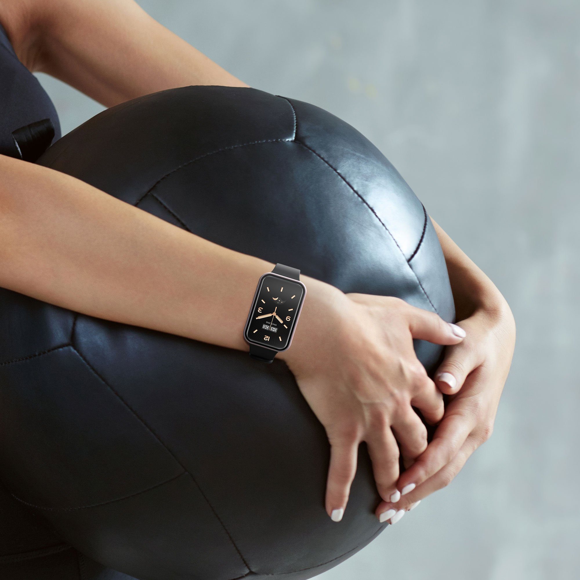 kwmobile Displayschutzfolie 2x Glas Hülle für Xiaomi Mi Band 7 Pro, 2 Stück, Schutzhülle Fullbody Fitnesstracker Case Set aus Glas