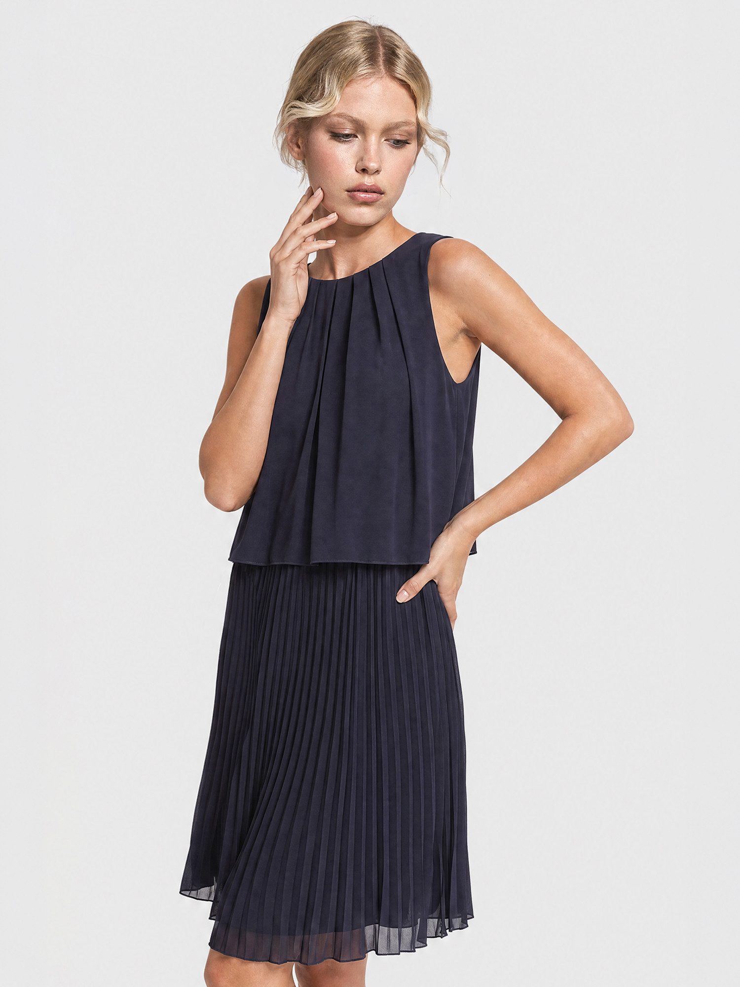 Apart Abendkleid mit Chiffon-Overlay