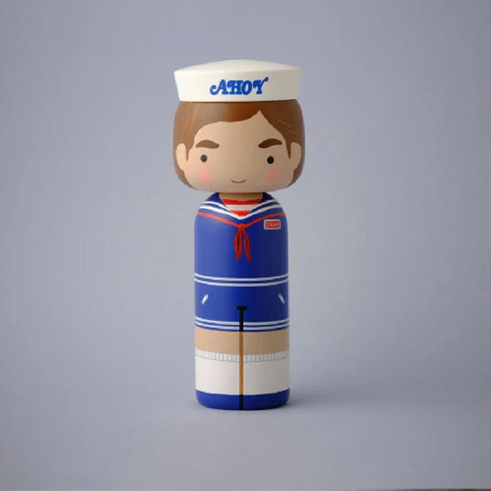 Lucie Kaas Dekoobjekt Holzfigur x Stranger Things Steve Harrington