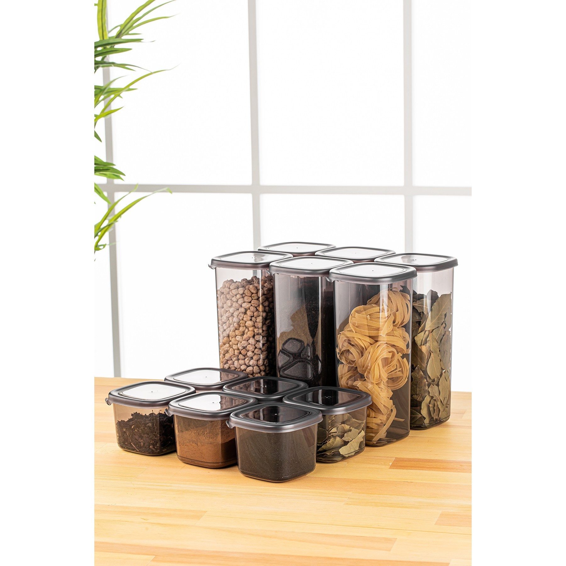 Vorratsdose 100% PLASTIC, 10 x 10 x 9,5 cm / 550 ml (6 Pieces) M5363