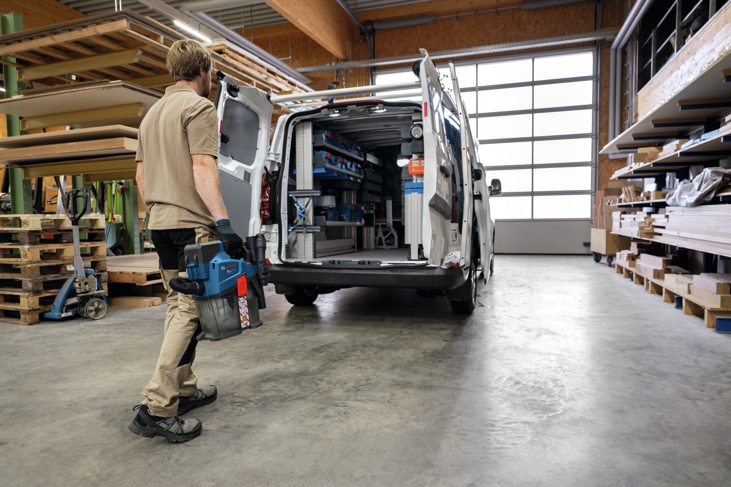 BOSCH Nass-Trocken-Akkusauger GAS 18V-6 LS, Akku-Staubsauger Ohne Akku - im Karton