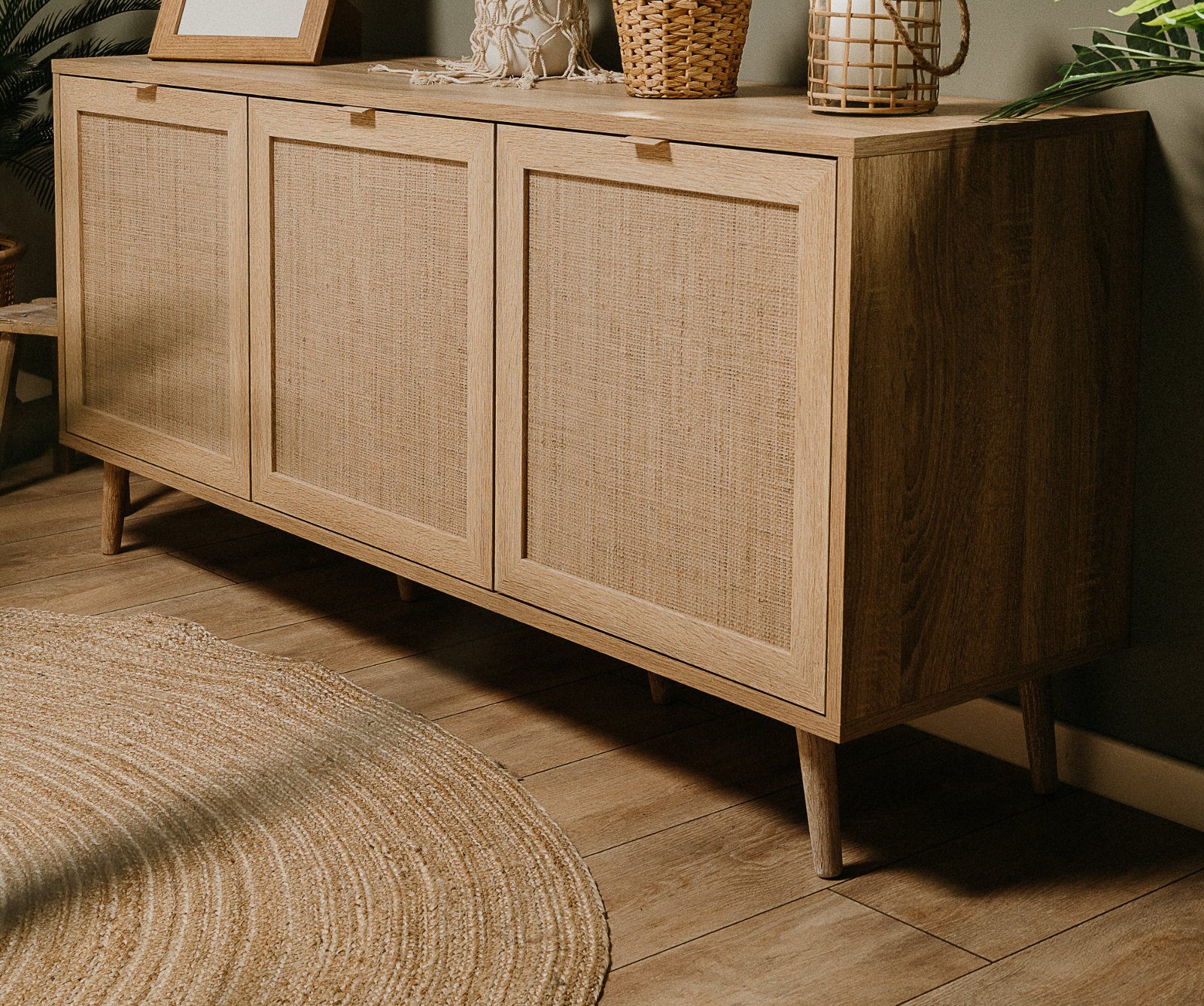 Furn.Design Sideboard Niran (Kommode in Sonoma Eiche mit Bast - Dekor, 150 x 71 cm), skandinavisches Design