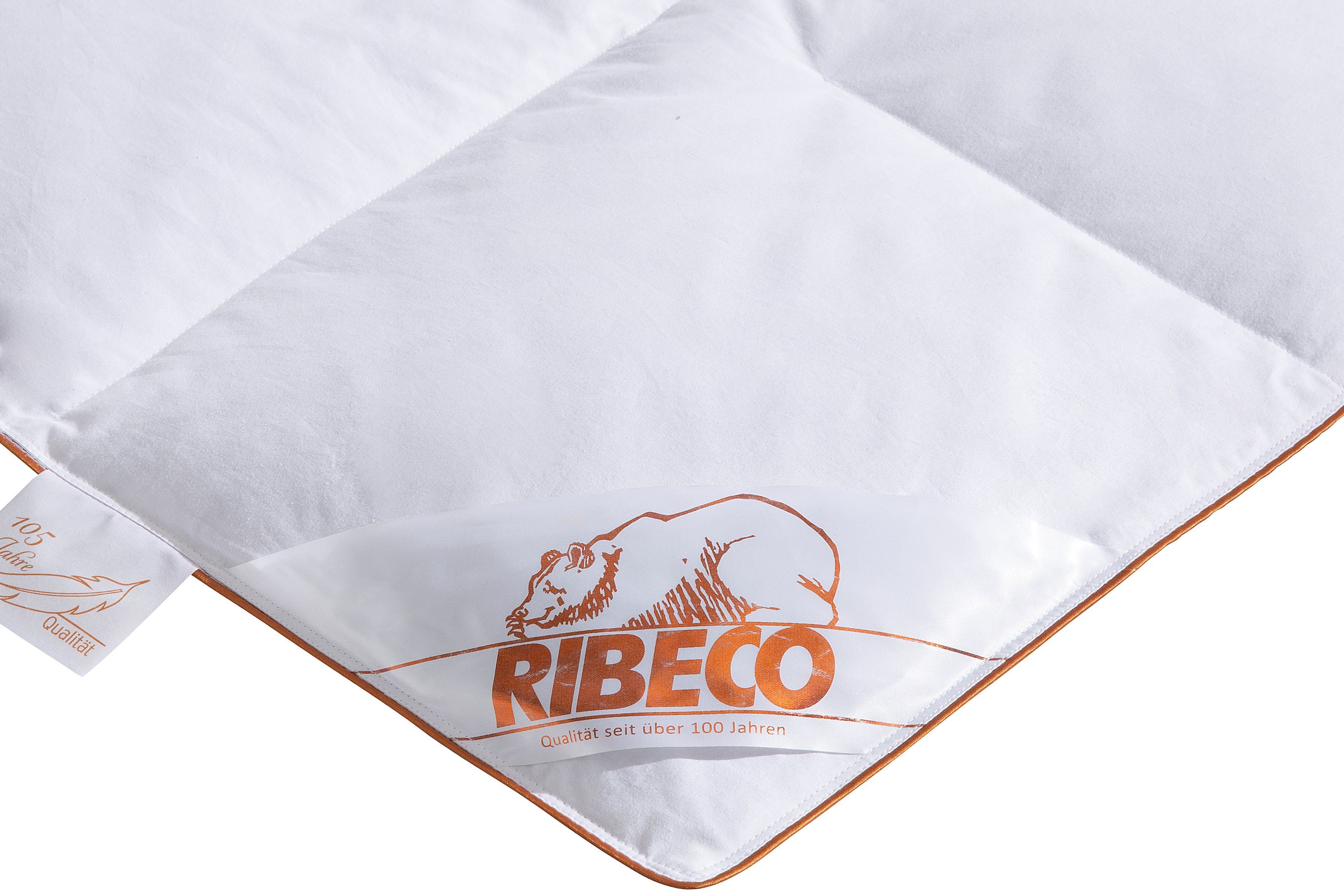 Daunenbettdecke, Größen, weitere 105 Bezug: Füllung: RIBECO, und Jahren Sommer 10% Federn, oder RIBECO Winter, 90% Richard überzeugt durch Bettdecke, 135x200 & cm Qualität Baumwolle, Seit Daune