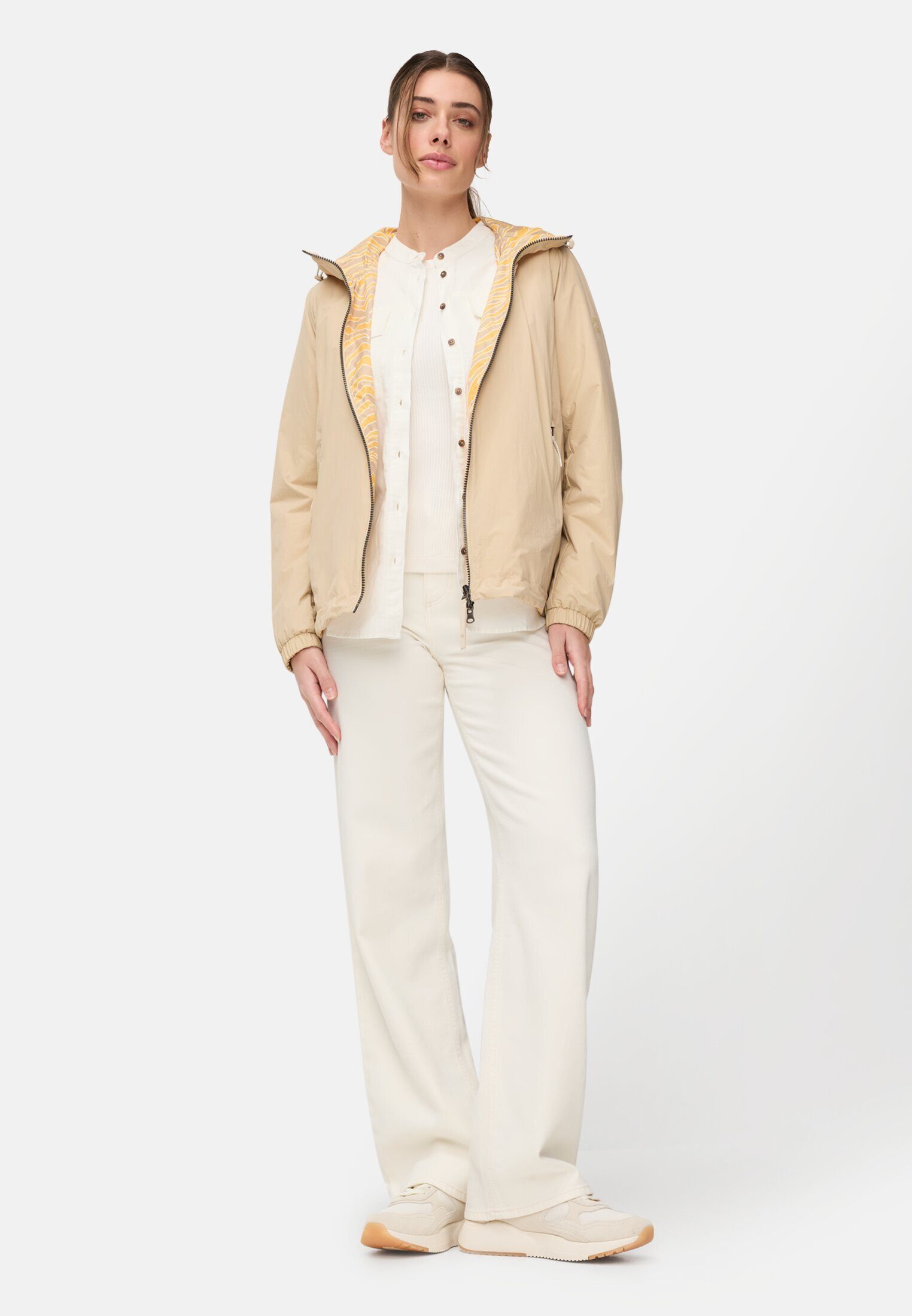 camel active Outdoorjacke mit Allover-Print und unifarbener Seite Langarm